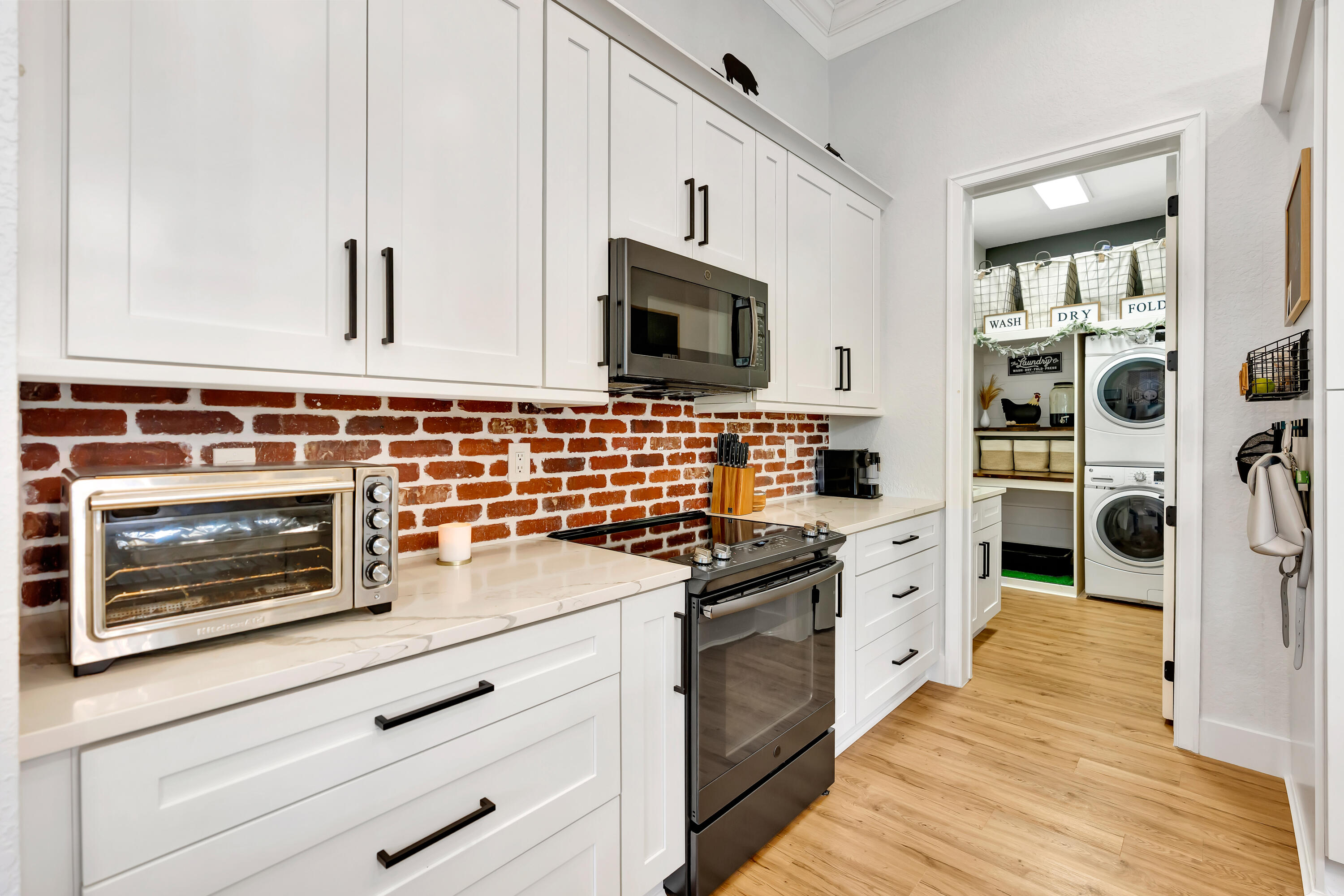 207 Via Rosina Jupiter, FL 33458