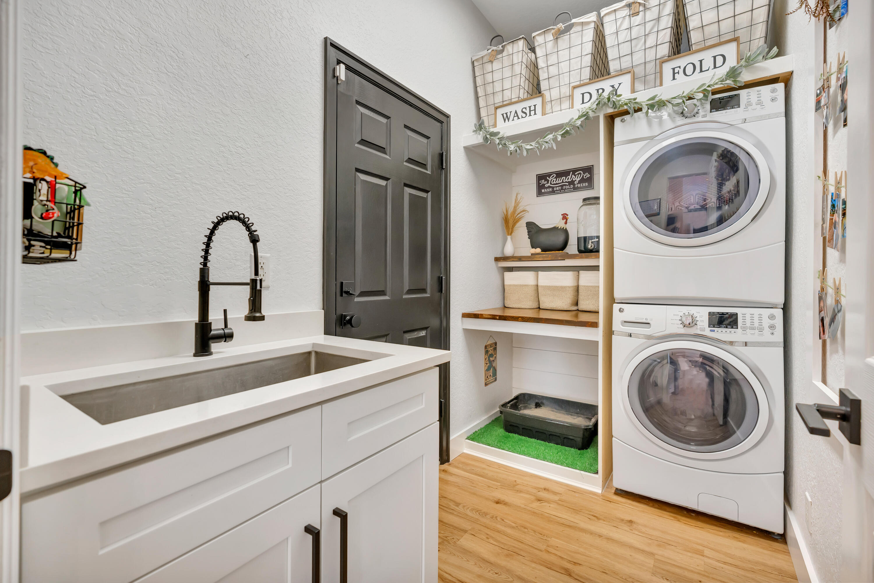 207 Via Rosina Jupiter, FL 33458