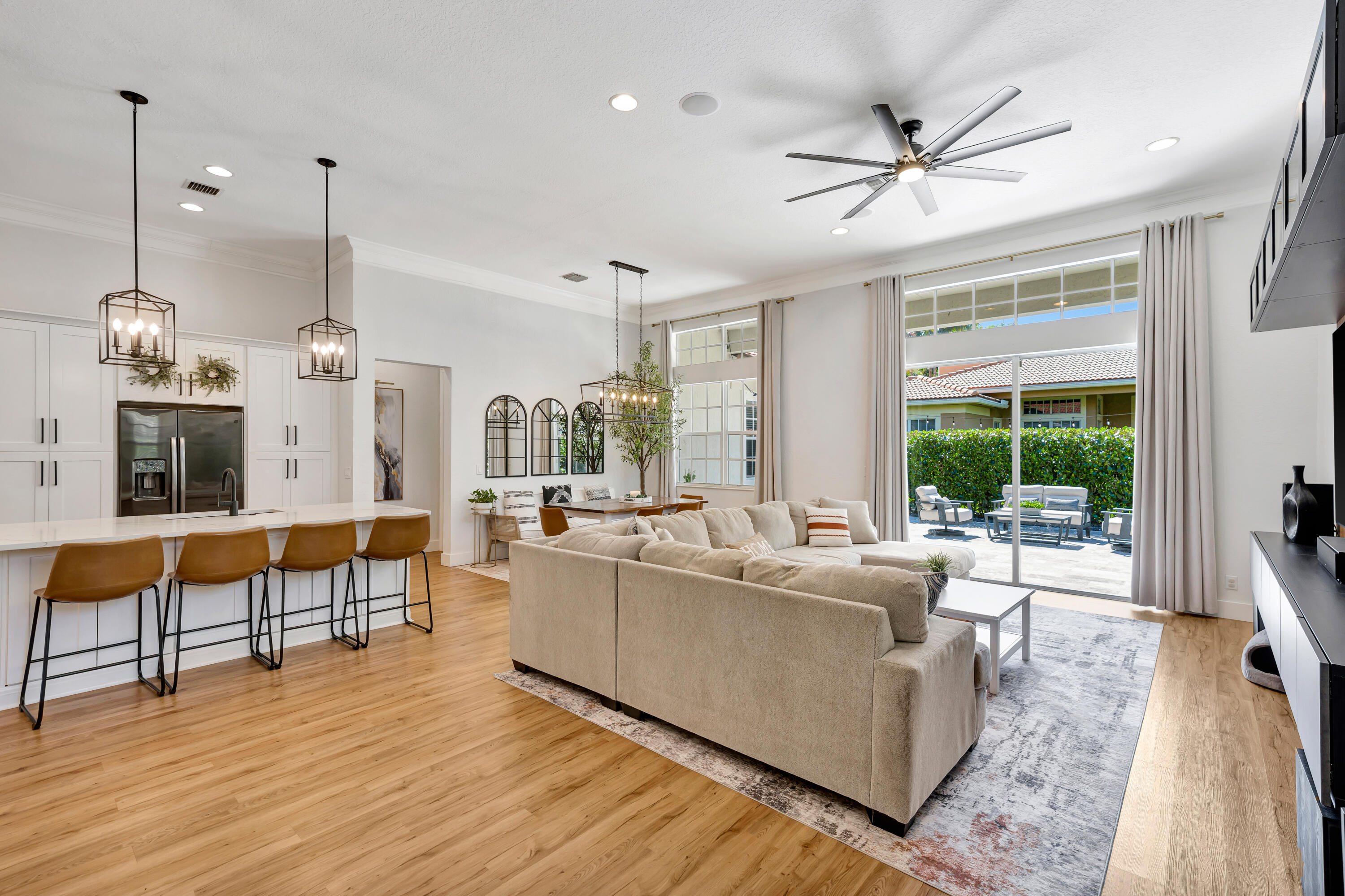 207 Via Rosina Jupiter, FL 33458