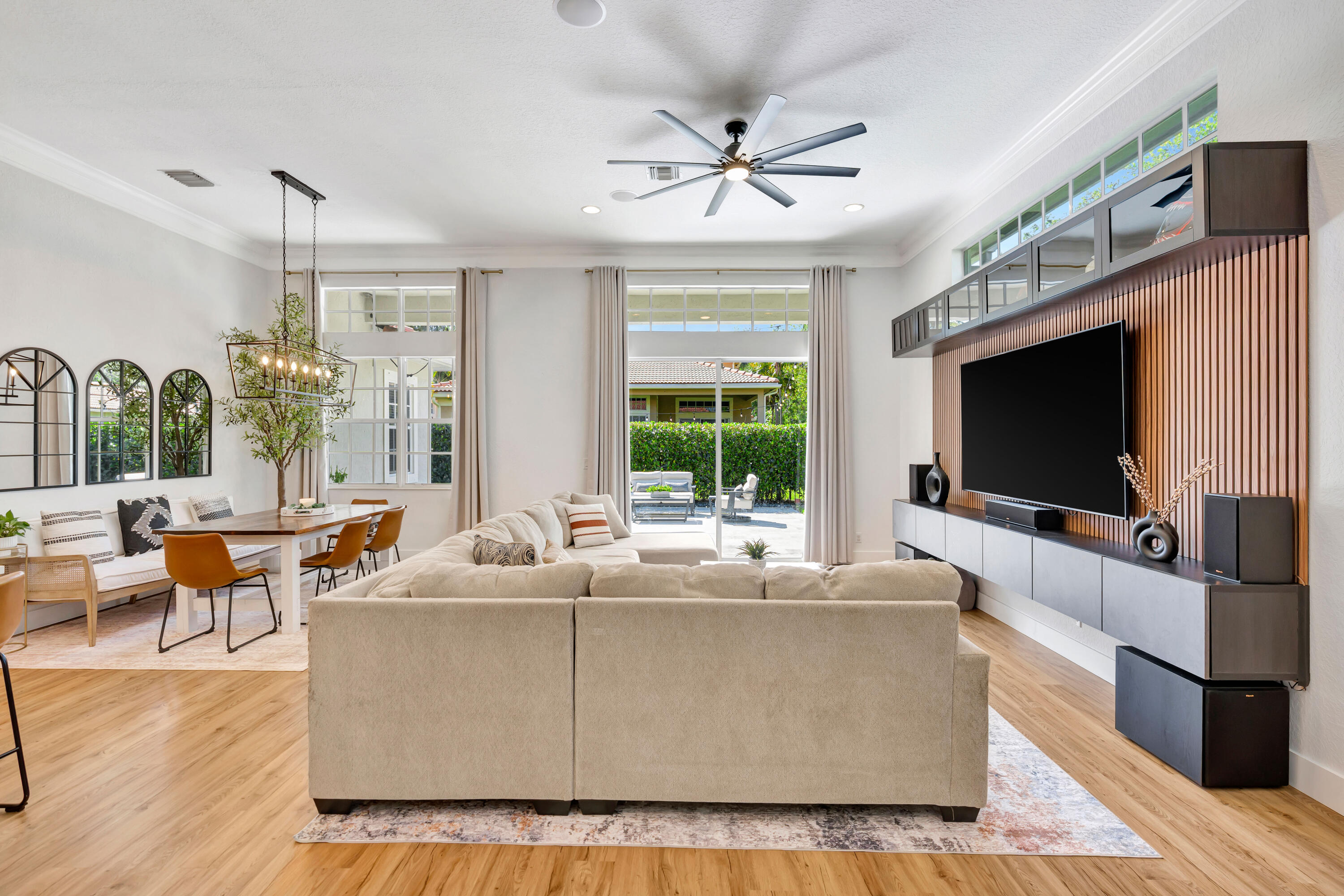 207 Via Rosina Jupiter, FL 33458