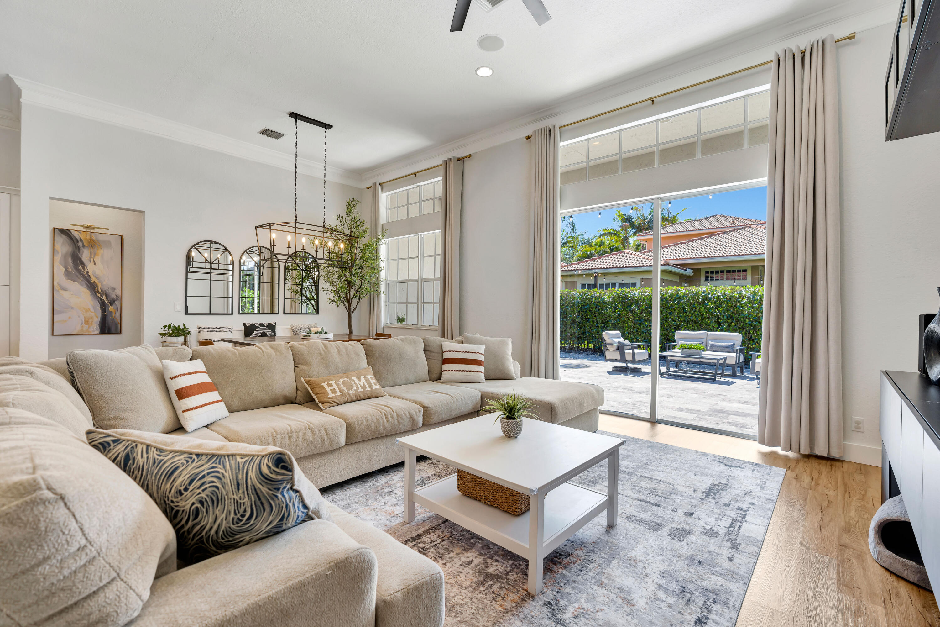 207 Via Rosina Jupiter, FL 33458