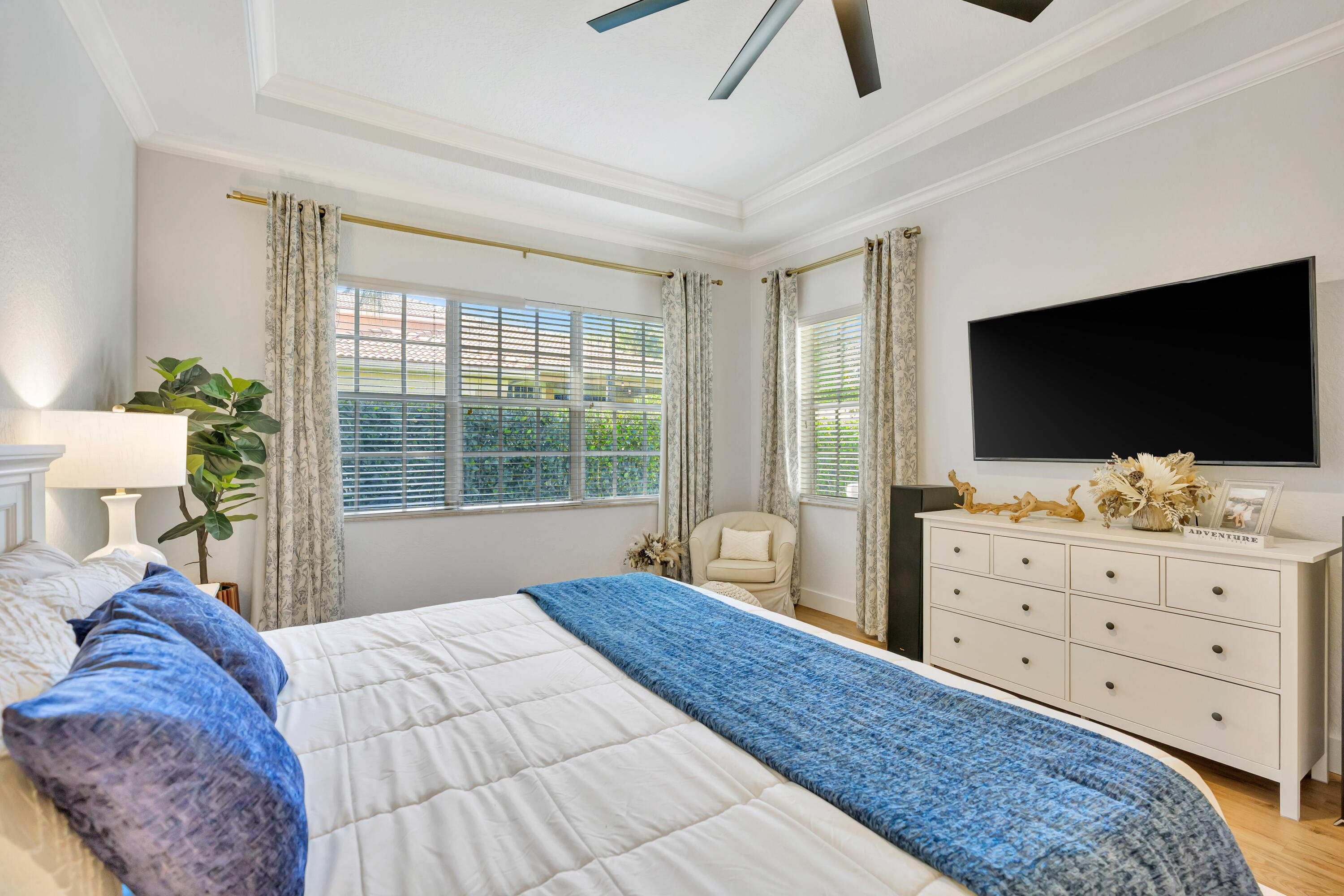 207 Via Rosina Jupiter, FL 33458