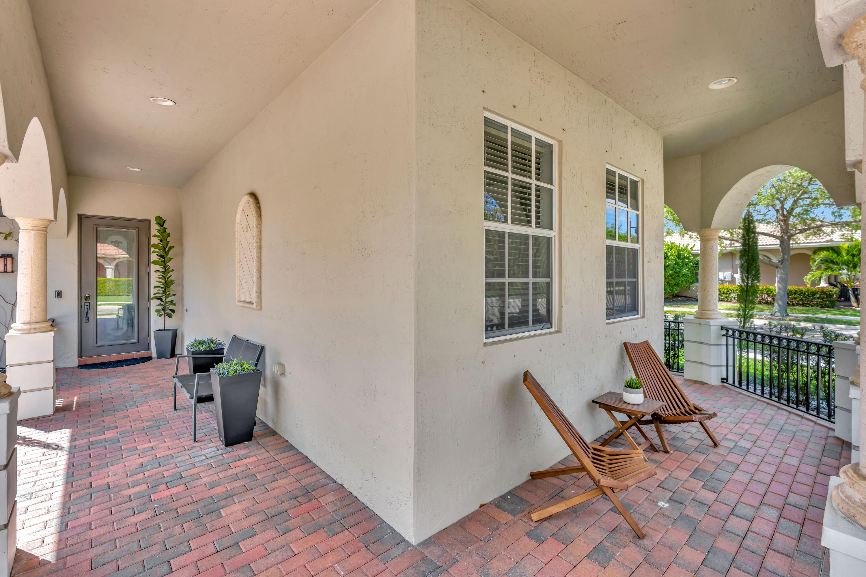 207 Via Rosina Jupiter, FL 33458