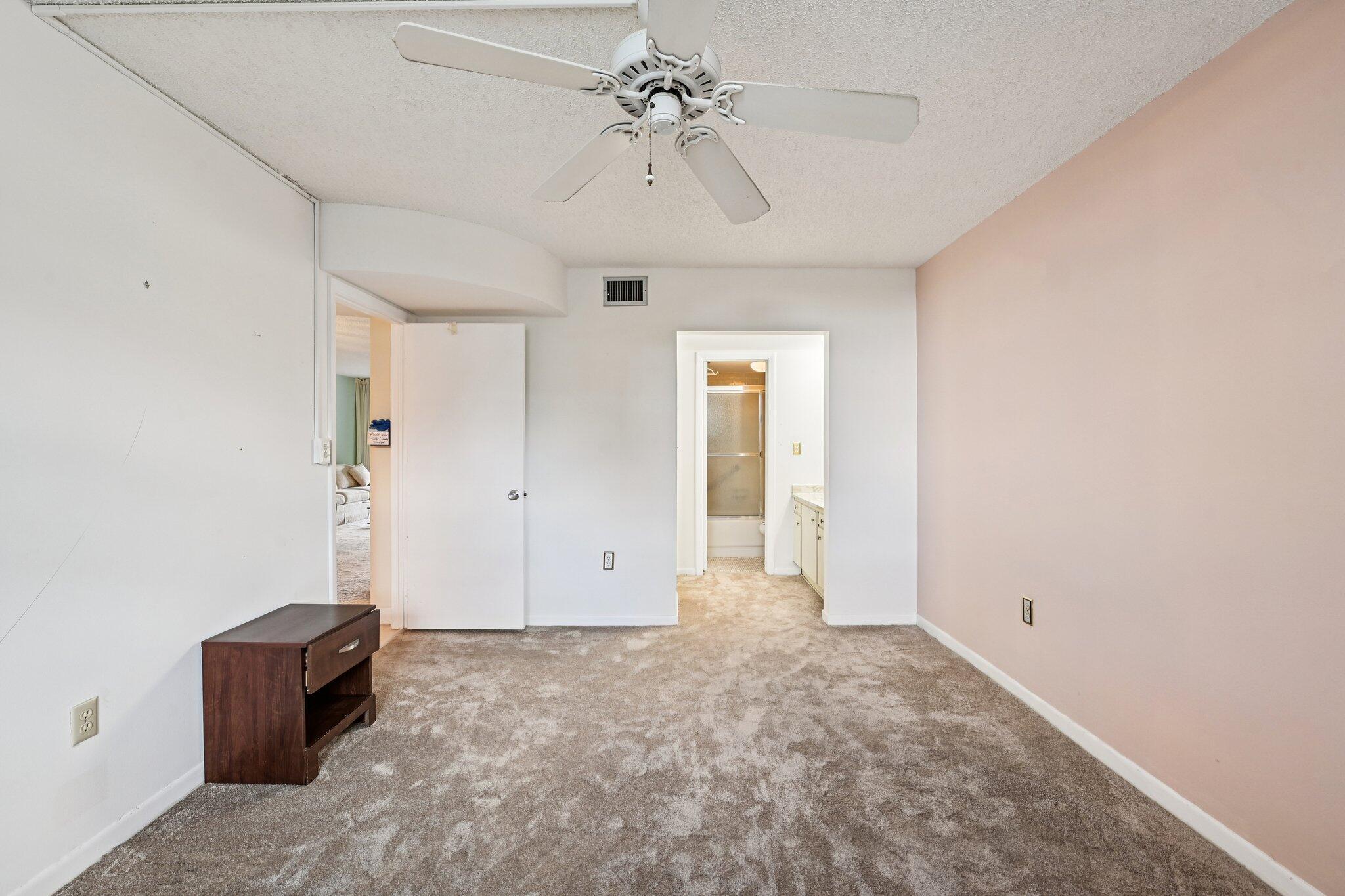 1101 Colony Pt #404 Pembroke Pines, FL 33026