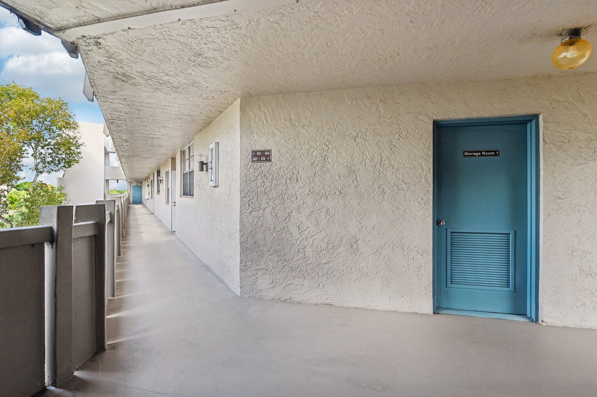 1101 Colony Pt #404 Pembroke Pines, FL 33026