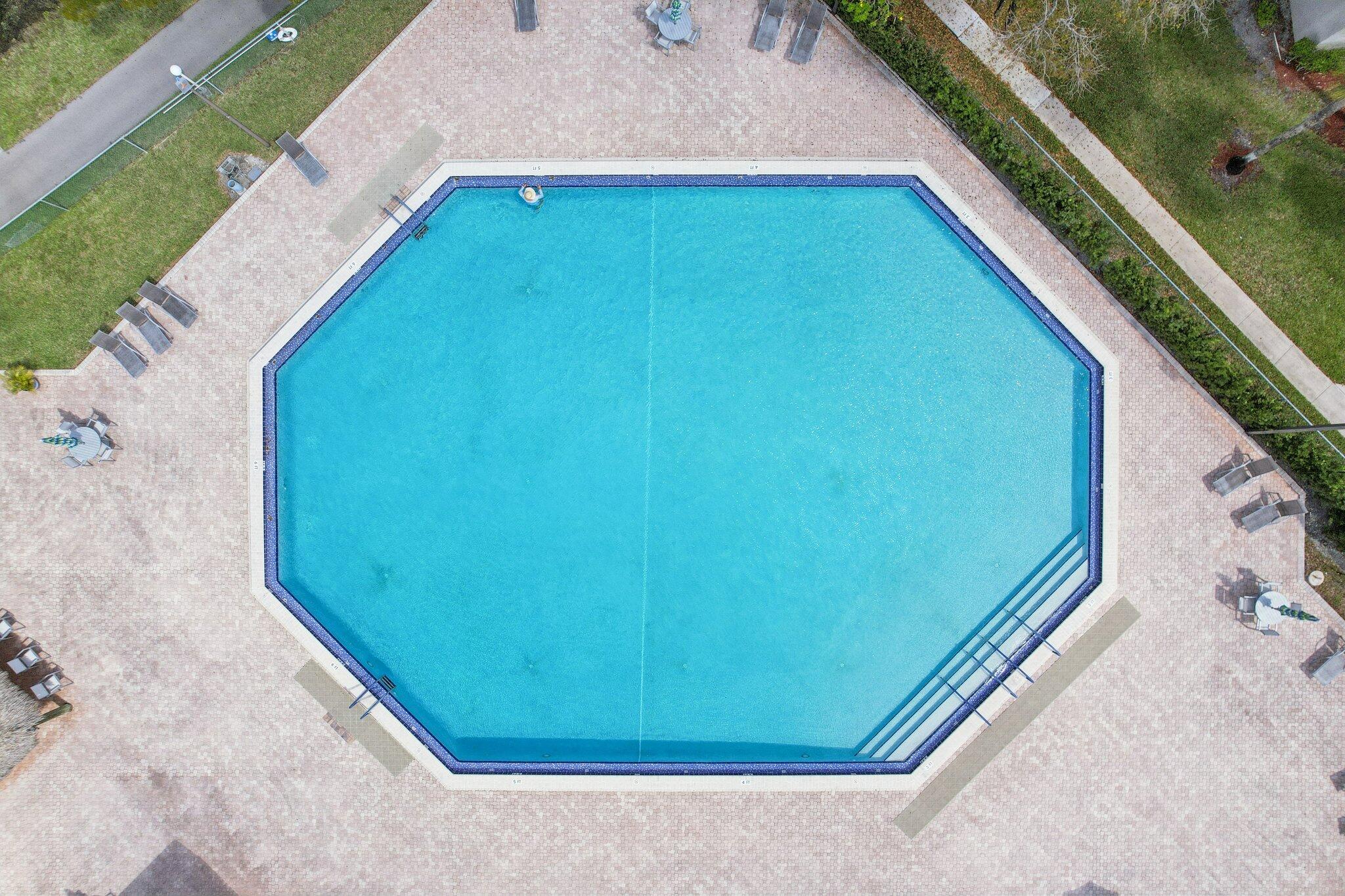 1101 Colony Pt #404 Pembroke Pines, FL 33026