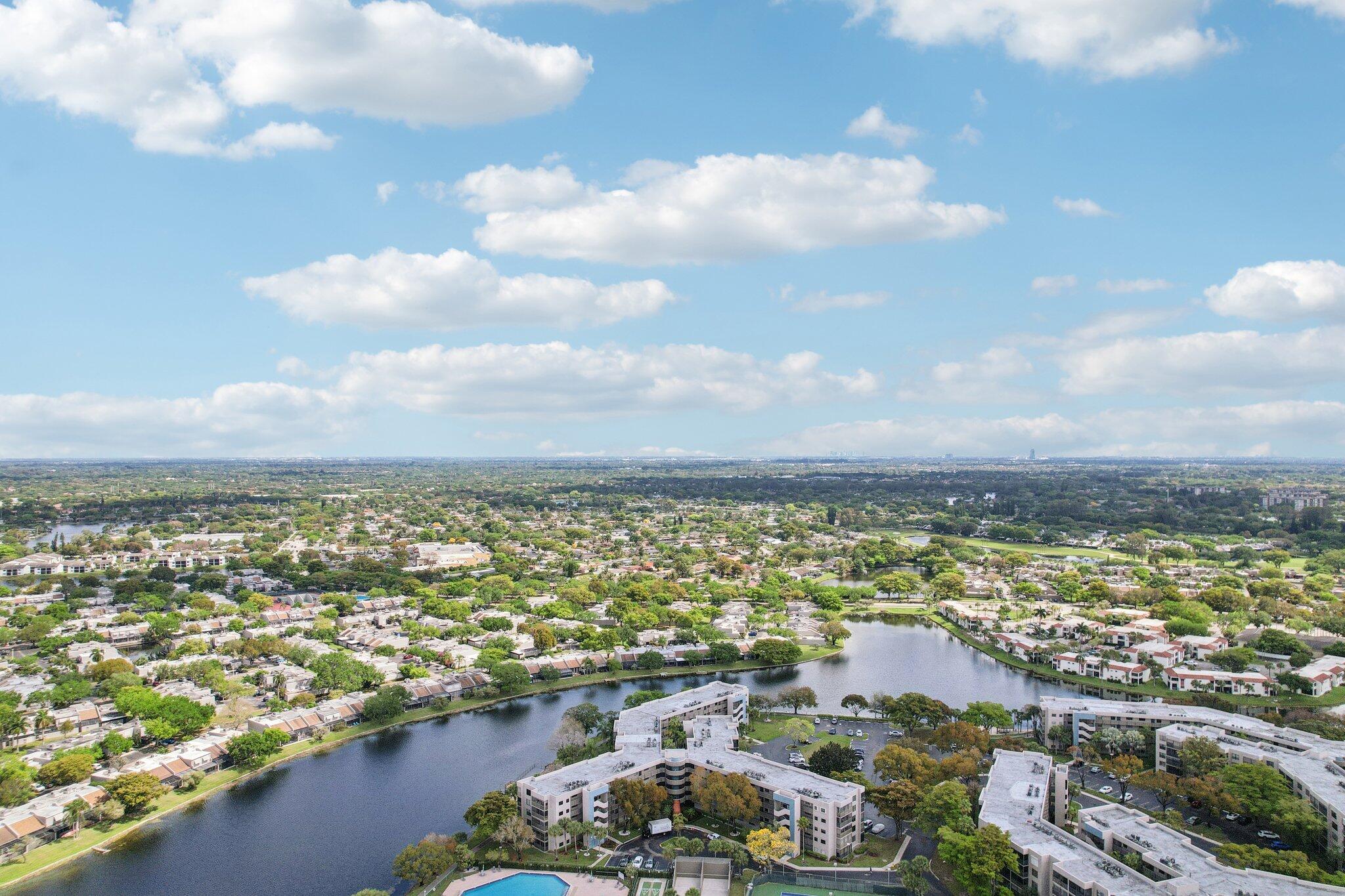 1101 Colony Pt #404 Pembroke Pines, FL 33026