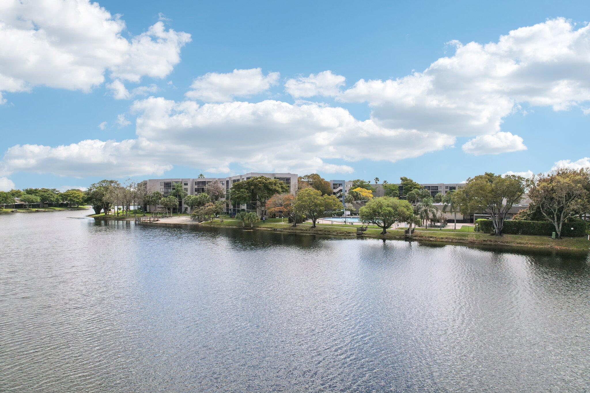 1101 Colony Pt #404 Pembroke Pines, FL 33026