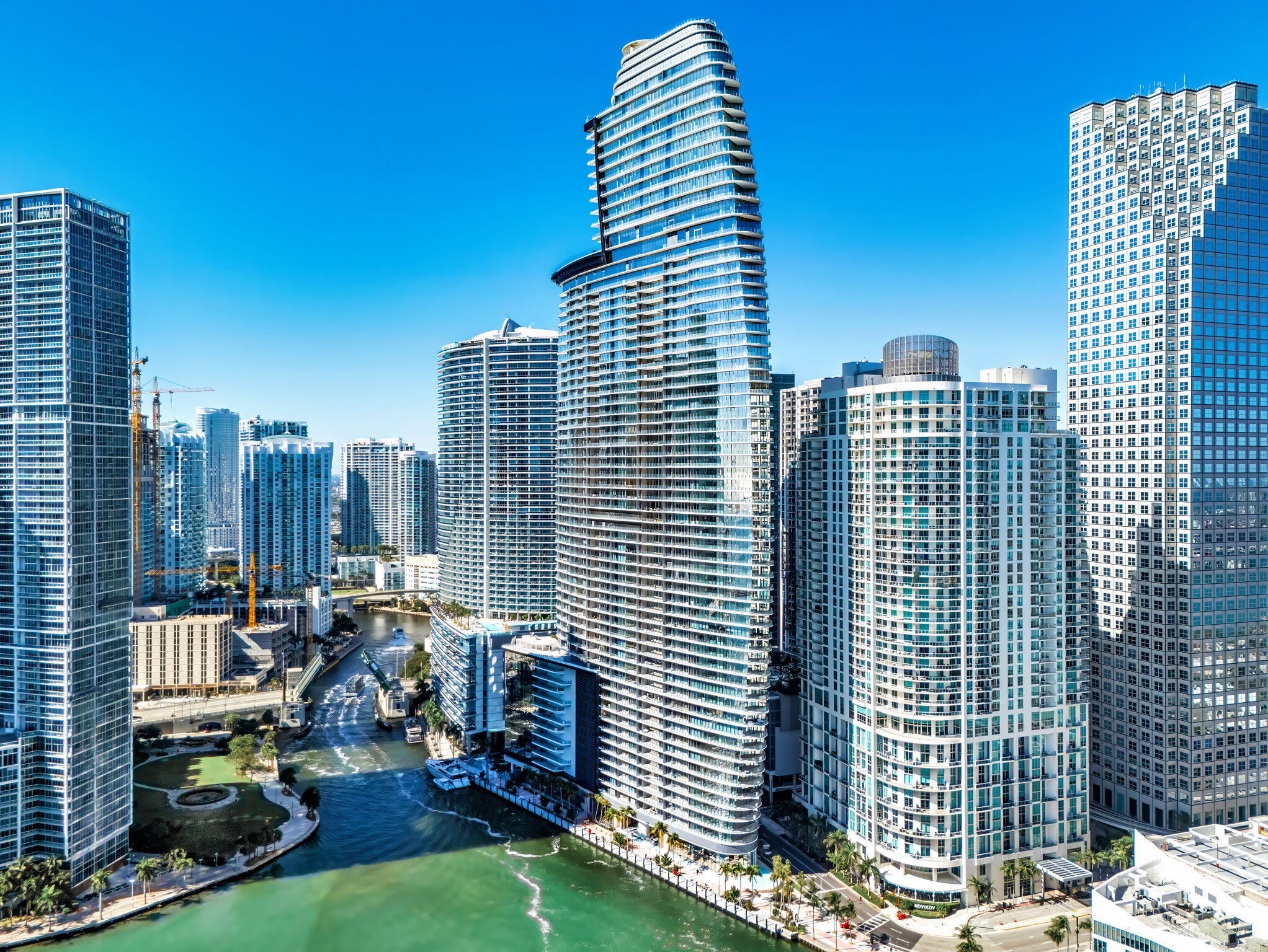300 Biscayne #1508 Miami, FL 33131