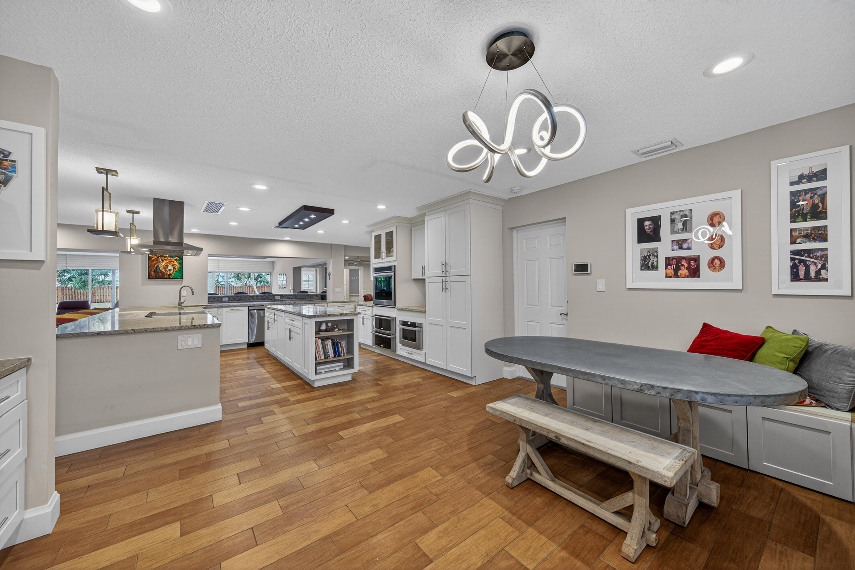 2535 SW 30th Fort Lauderdale, FL 33312