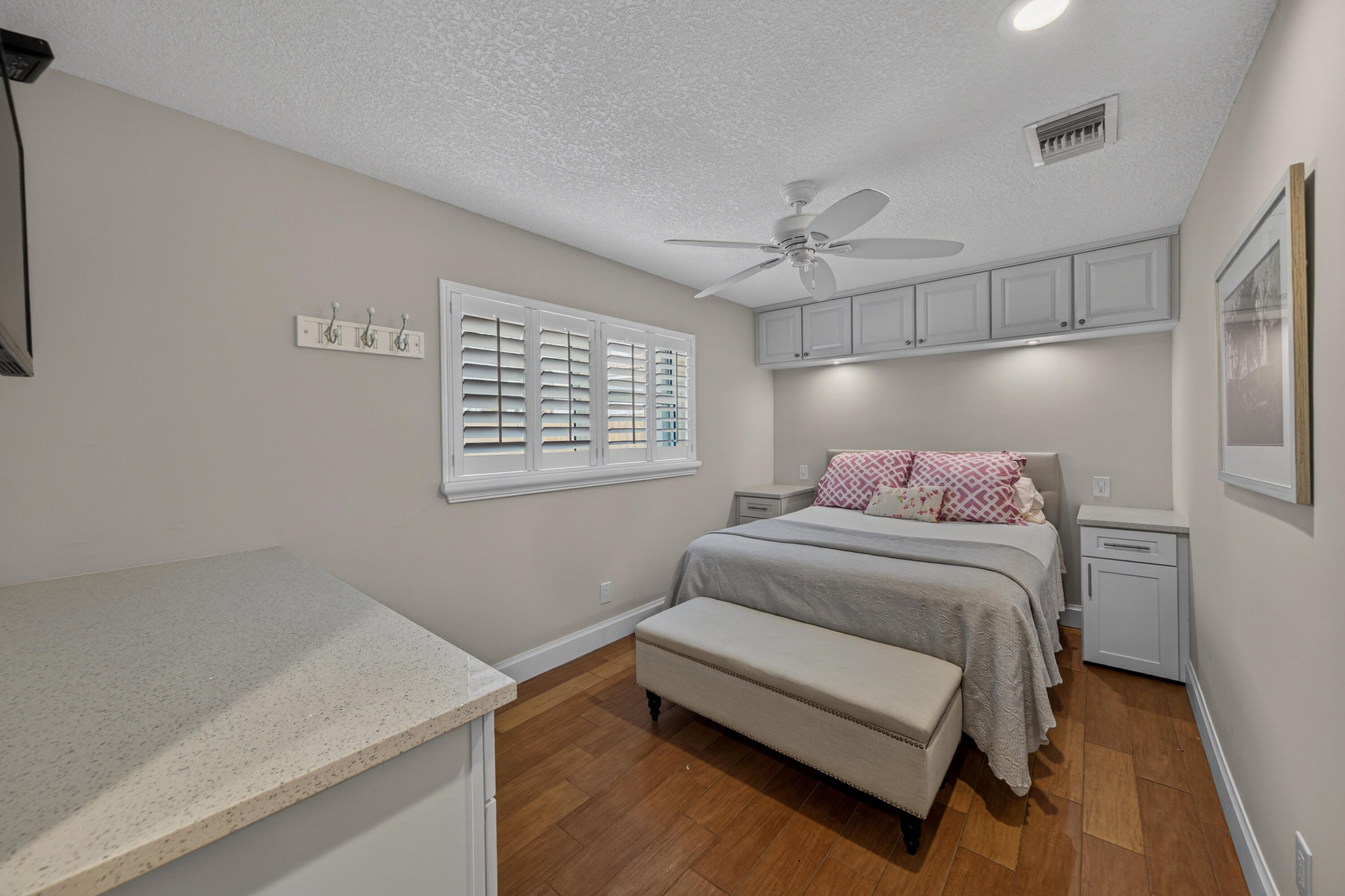 2535 SW 30th Fort Lauderdale, FL 33312