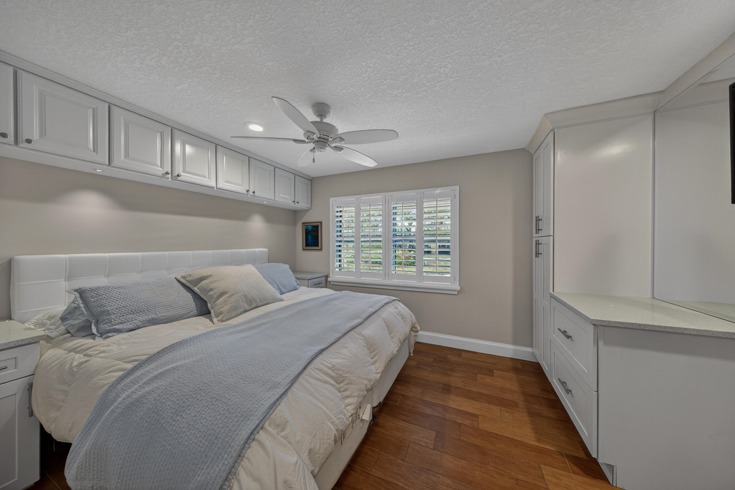 2535 SW 30th Fort Lauderdale, FL 33312