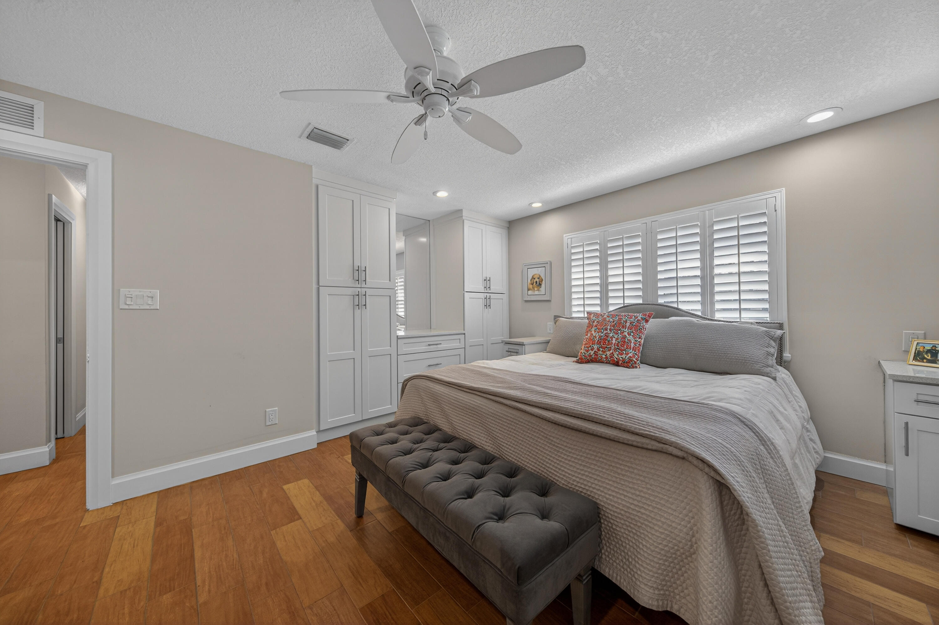 2535 SW 30th Fort Lauderdale, FL 33312