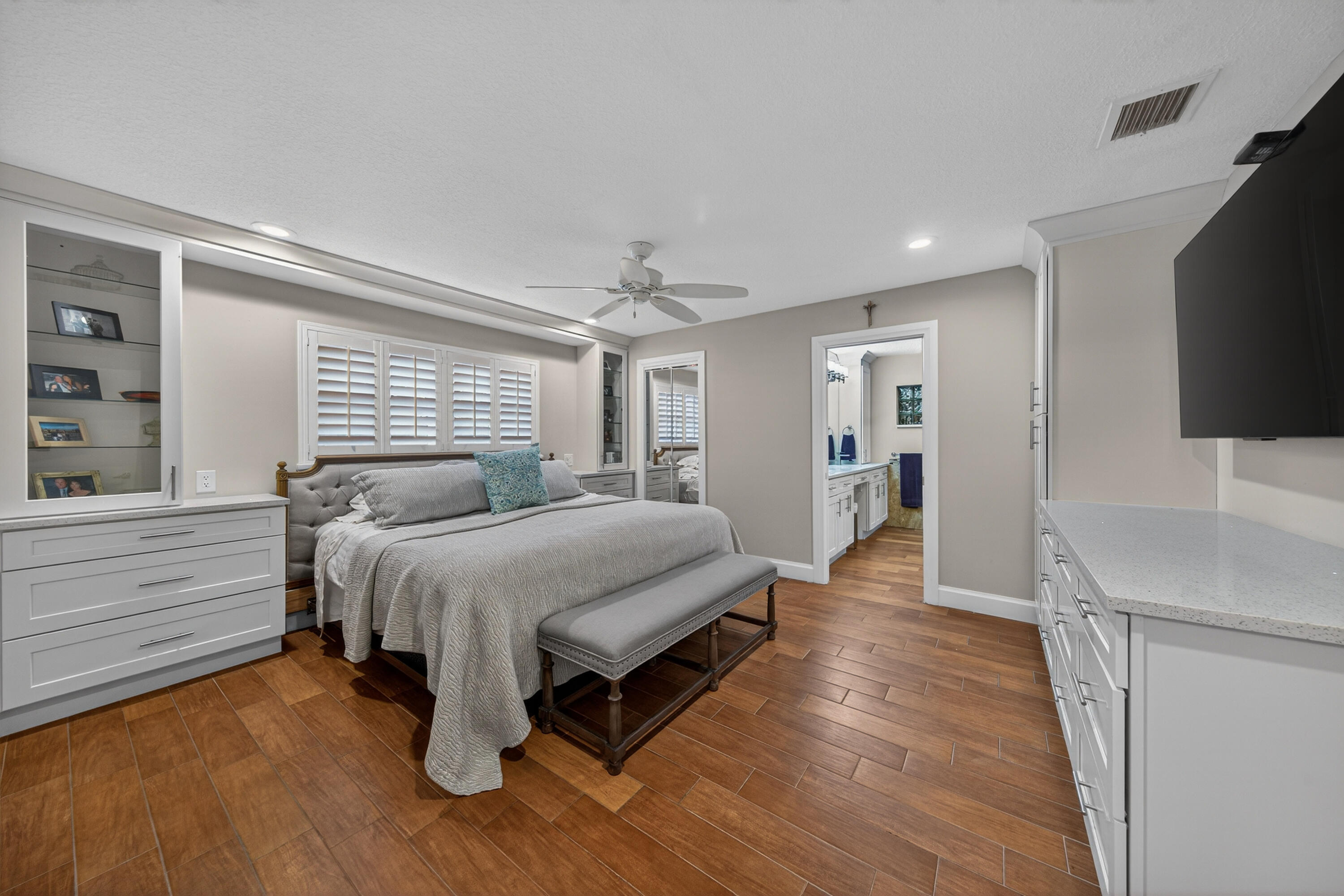2535 SW 30th Fort Lauderdale, FL 33312
