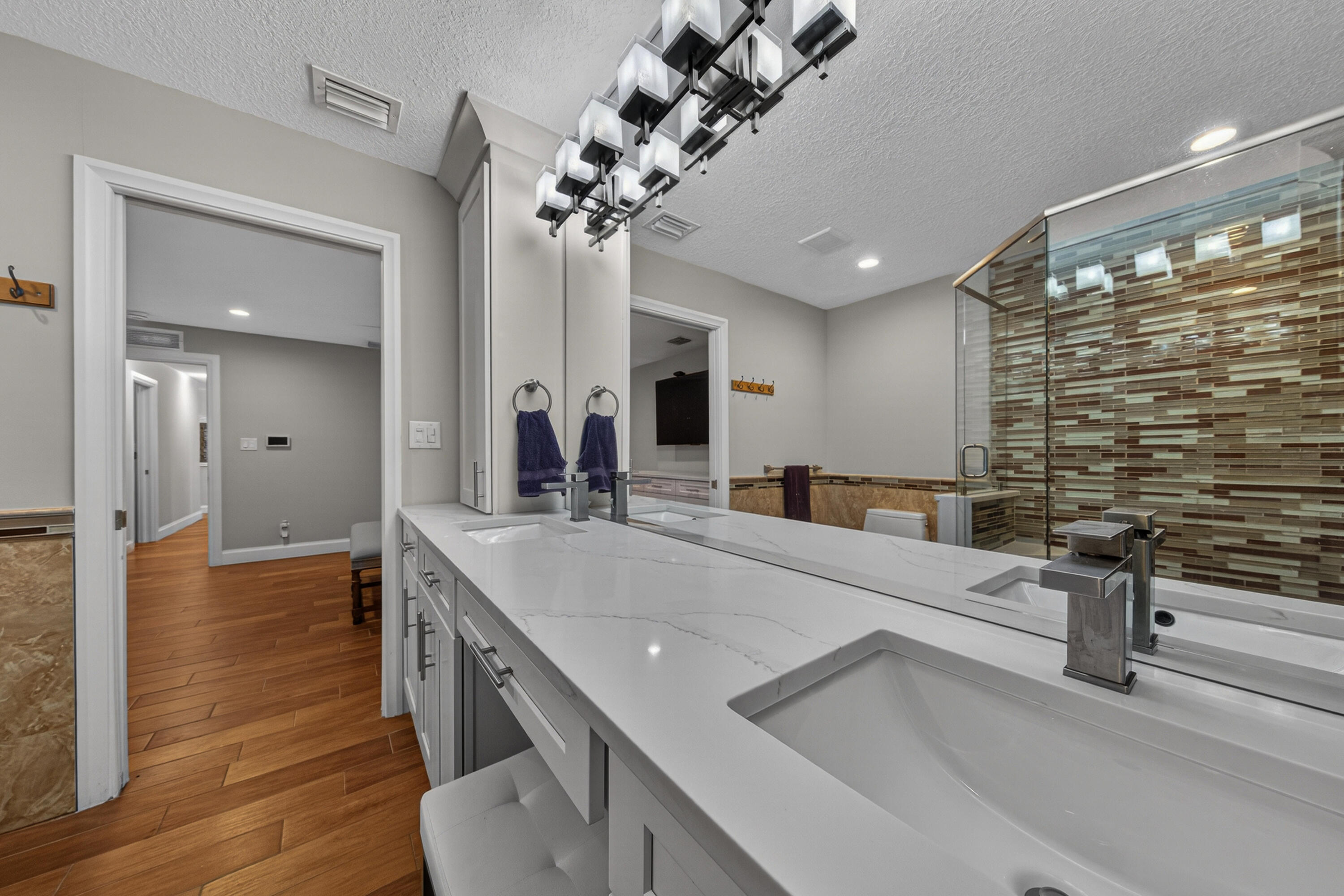 2535 SW 30th Fort Lauderdale, FL 33312