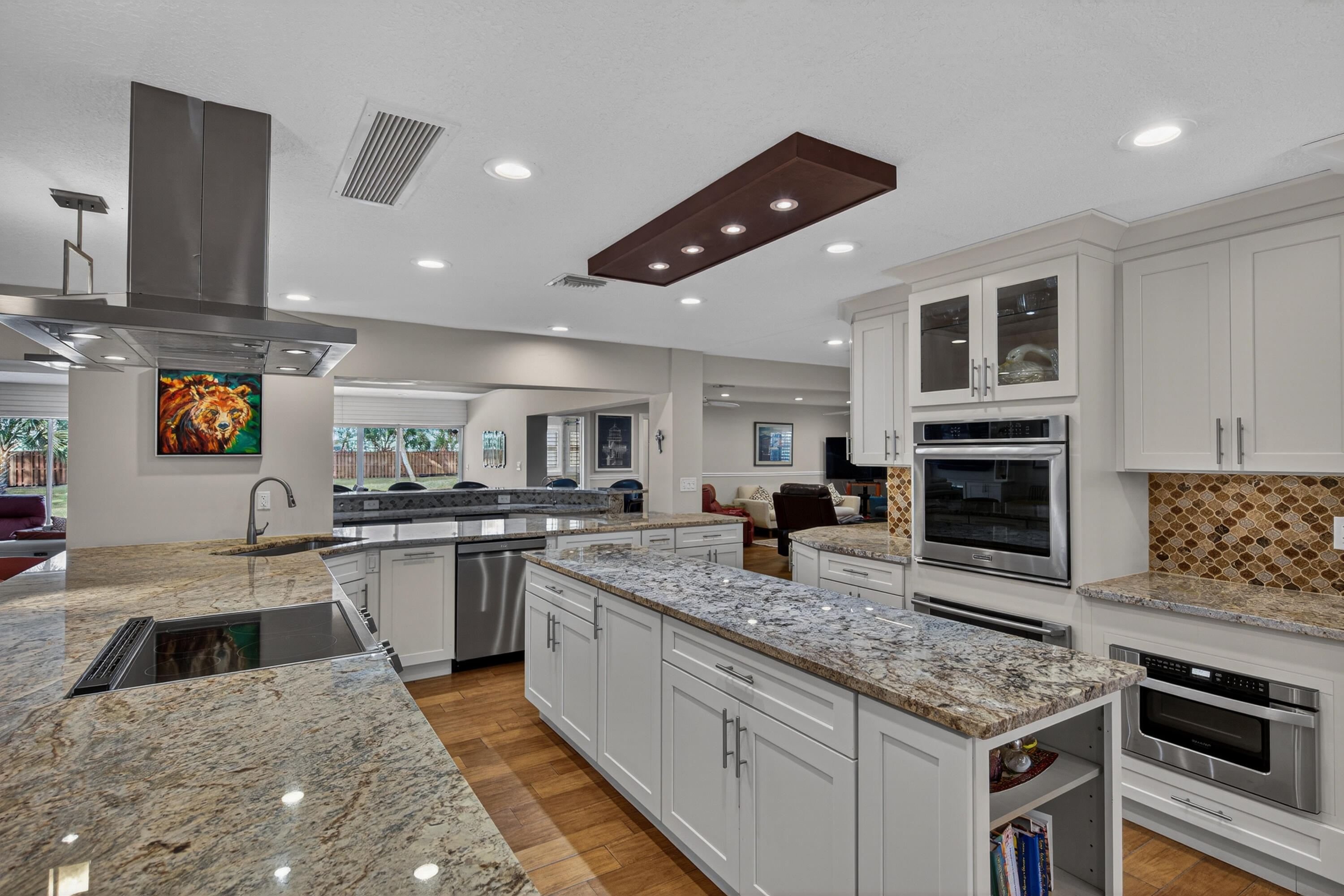 2535 SW 30th Fort Lauderdale, FL 33312