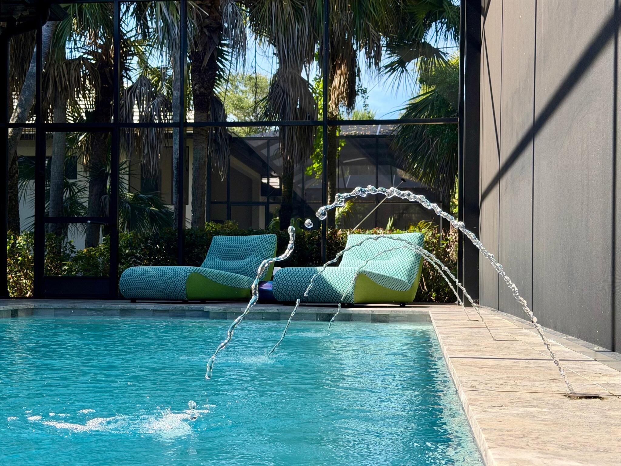 1930 Frosted Turquoise Vero Beach, FL 32963
