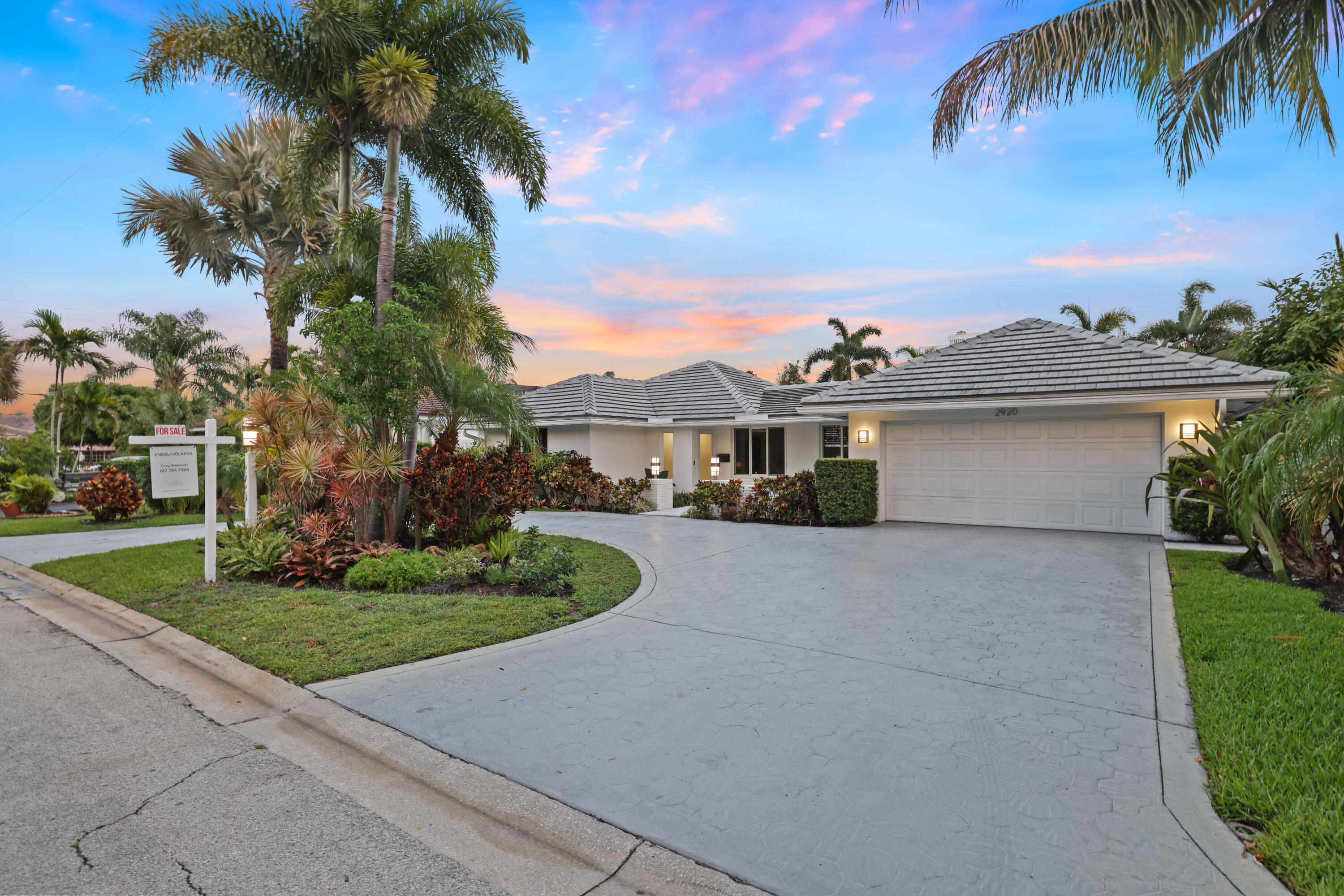 2920 NE 52nd Fort Lauderdale, FL 33308