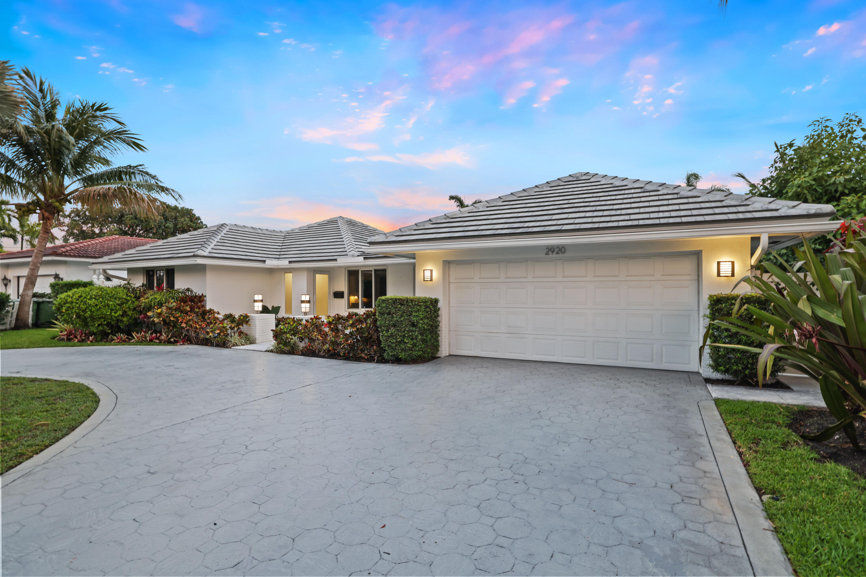 2920 NE 52nd Fort Lauderdale, FL 33308