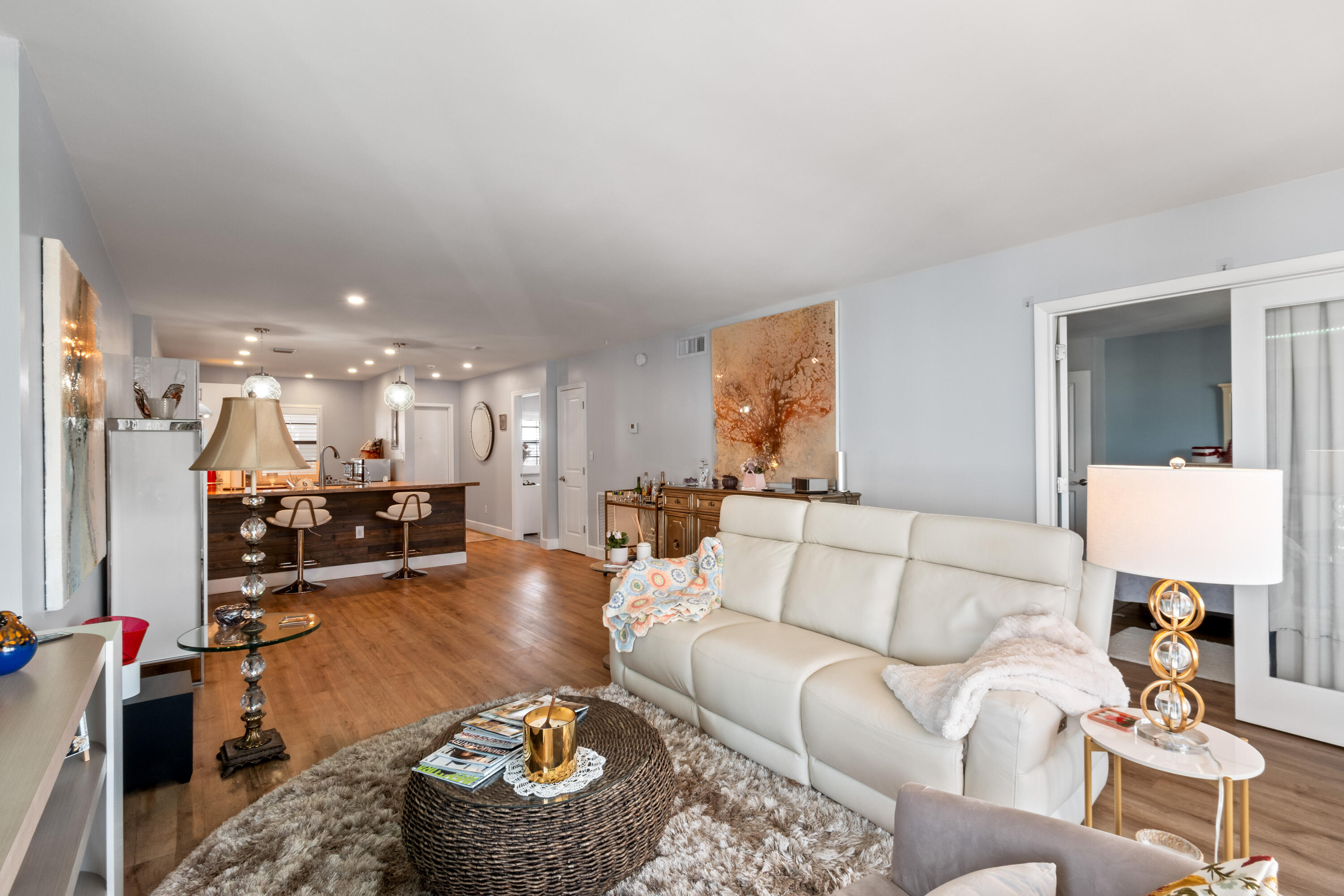 3100 NE 48th #806 Fort Lauderdale, FL 33308