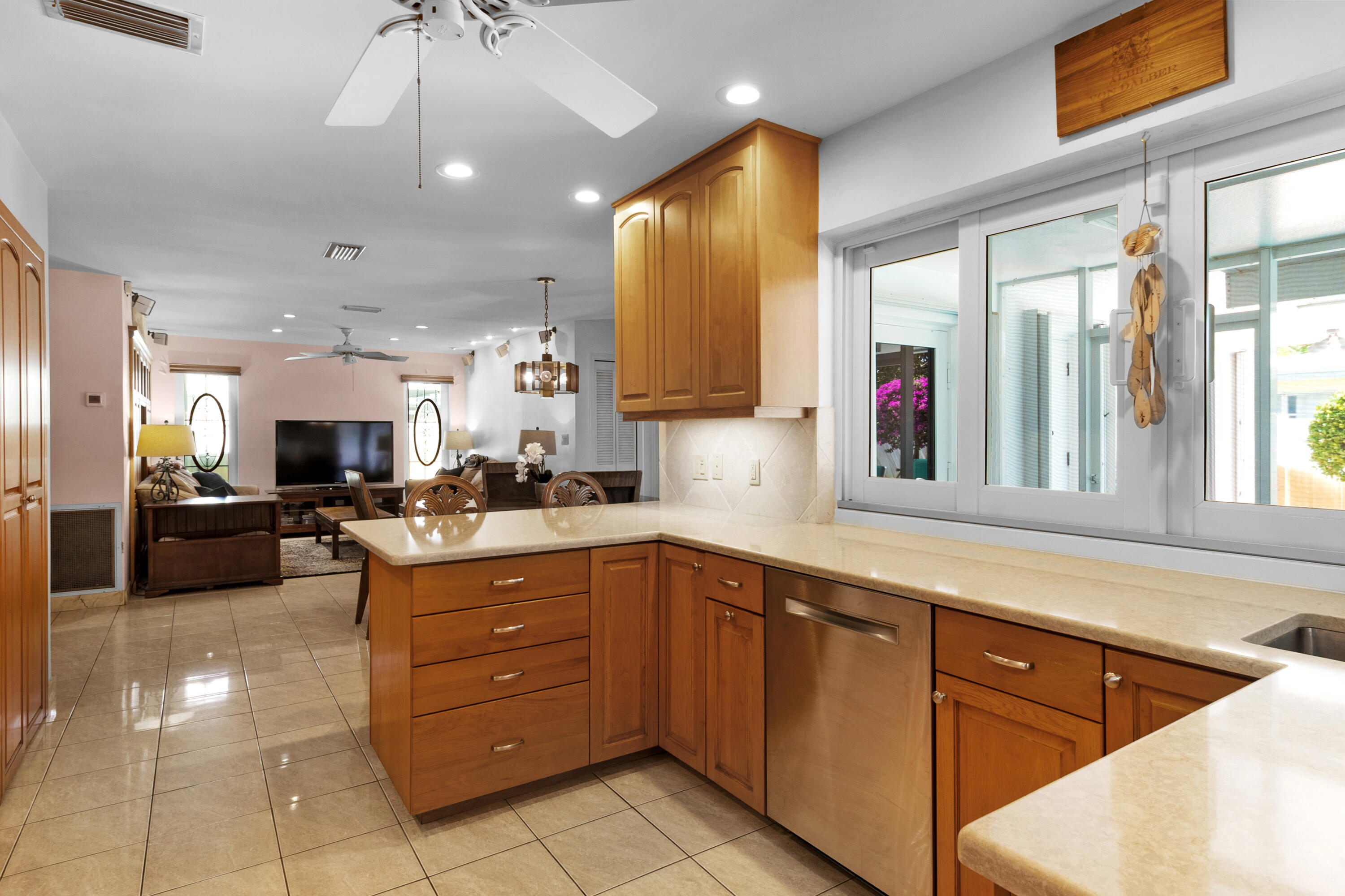 2141 NE 67th Fort Lauderdale, FL 33308