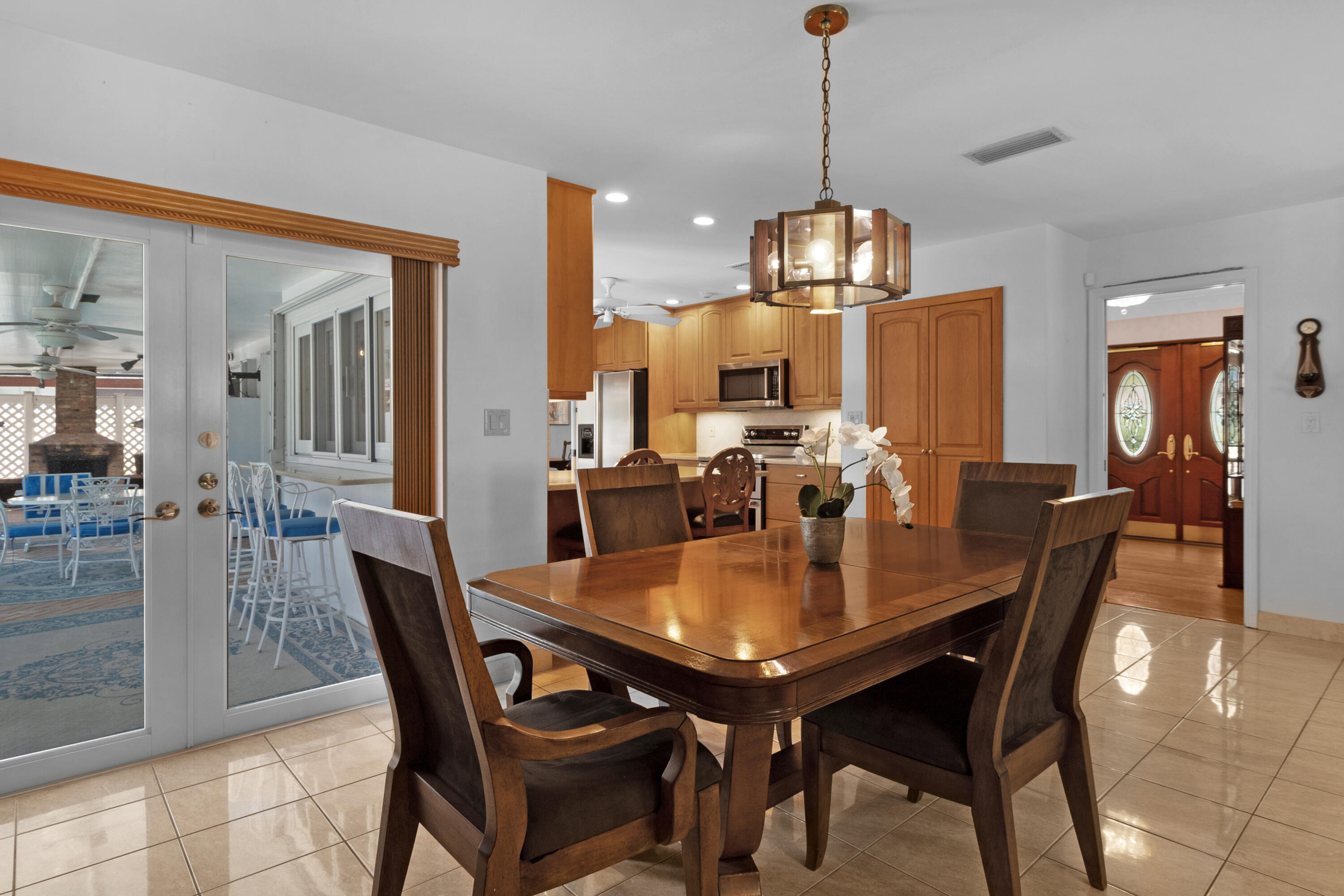 2141 NE 67th Fort Lauderdale, FL 33308