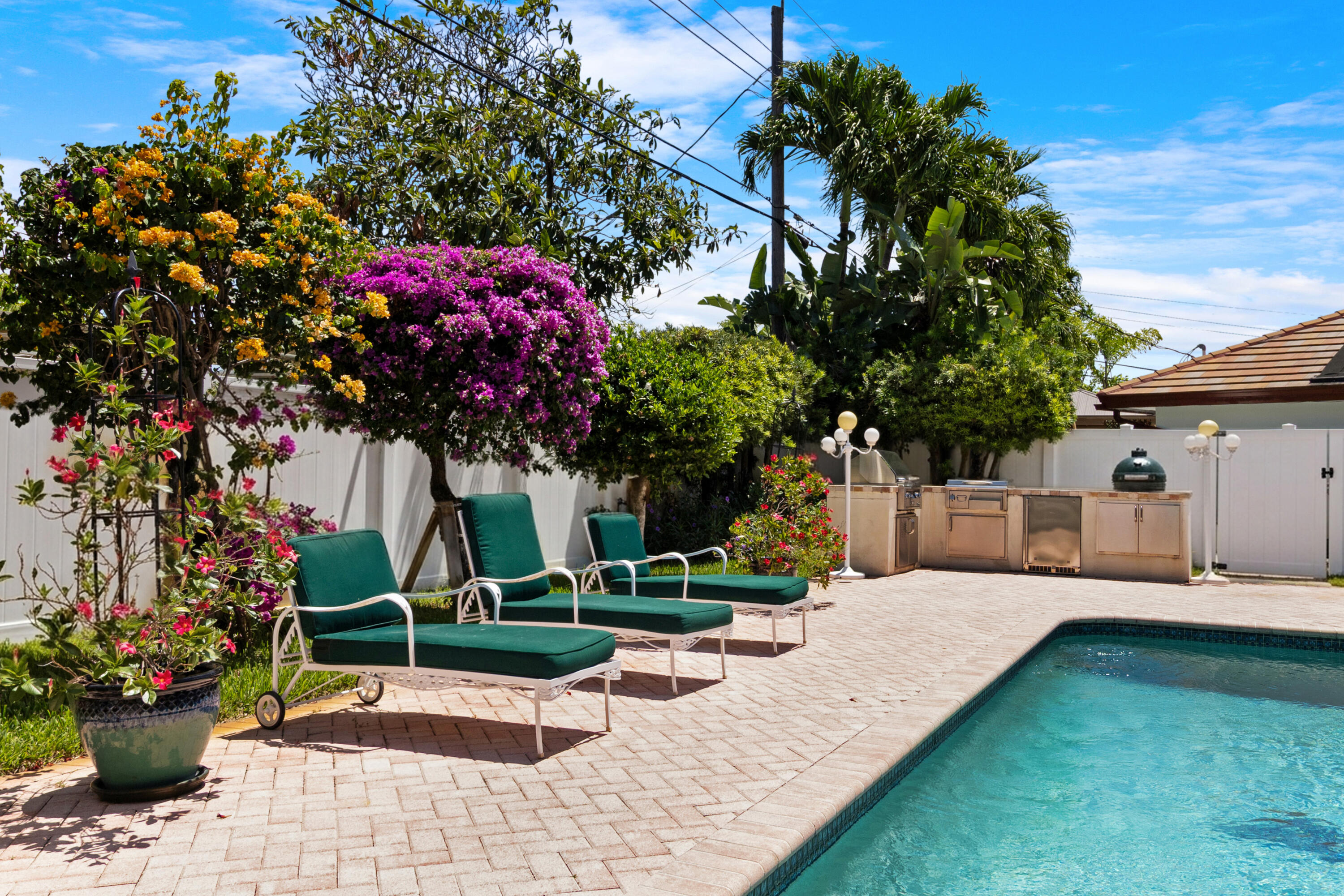 2141 NE 67th Fort Lauderdale, FL 33308