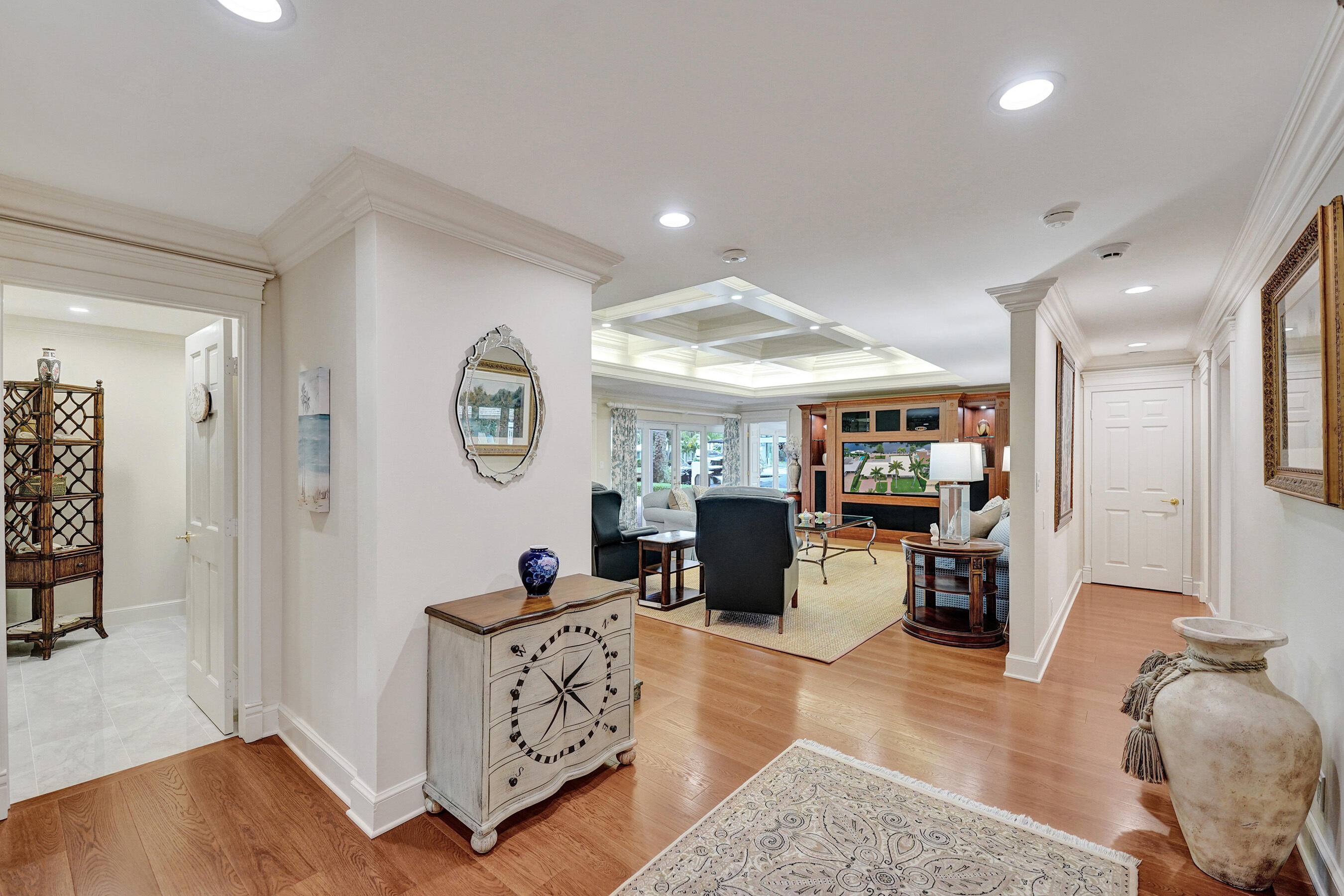 163 Nurmi Fort Lauderdale, FL 33301