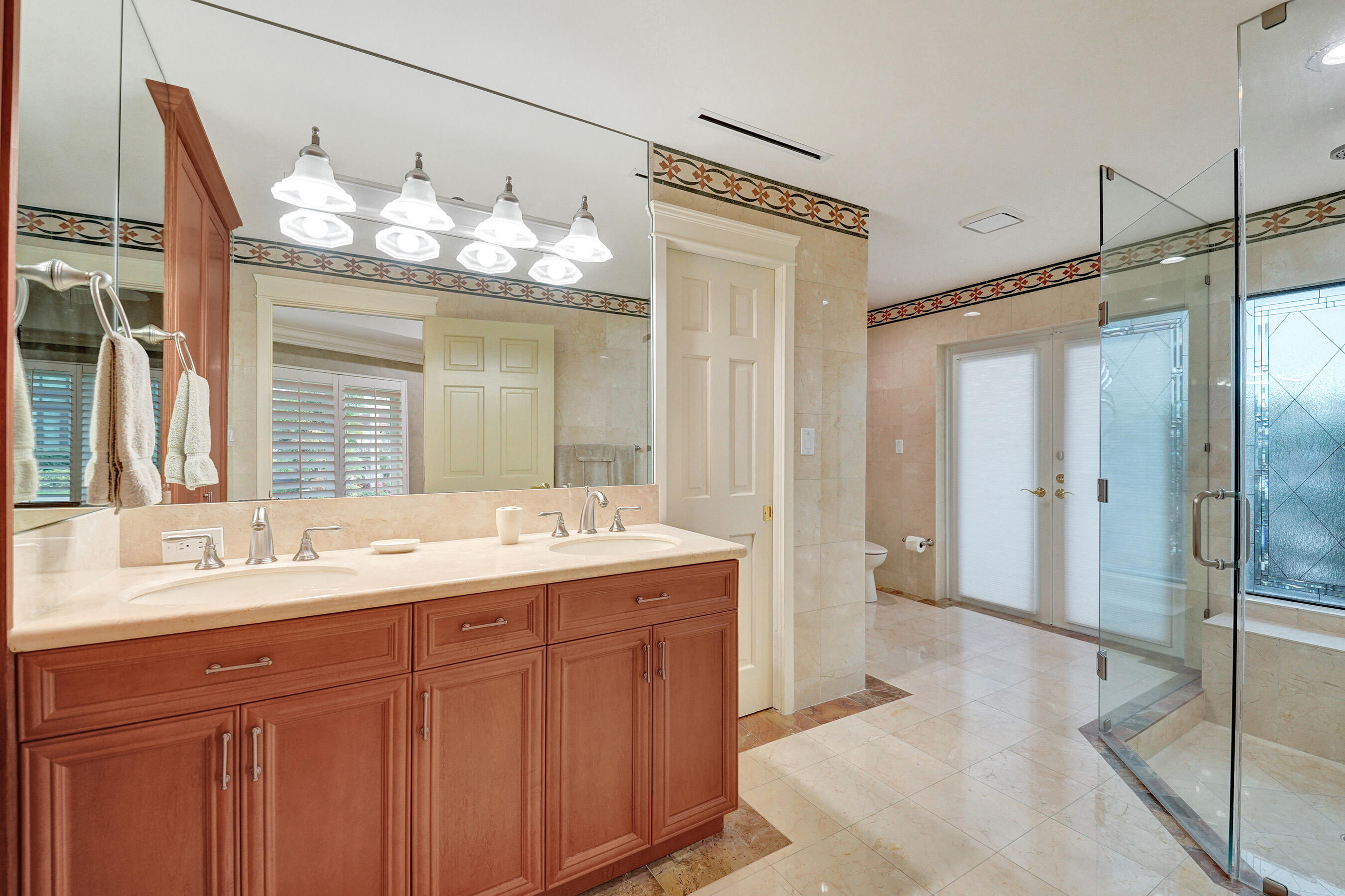 163 Nurmi Fort Lauderdale, FL 33301