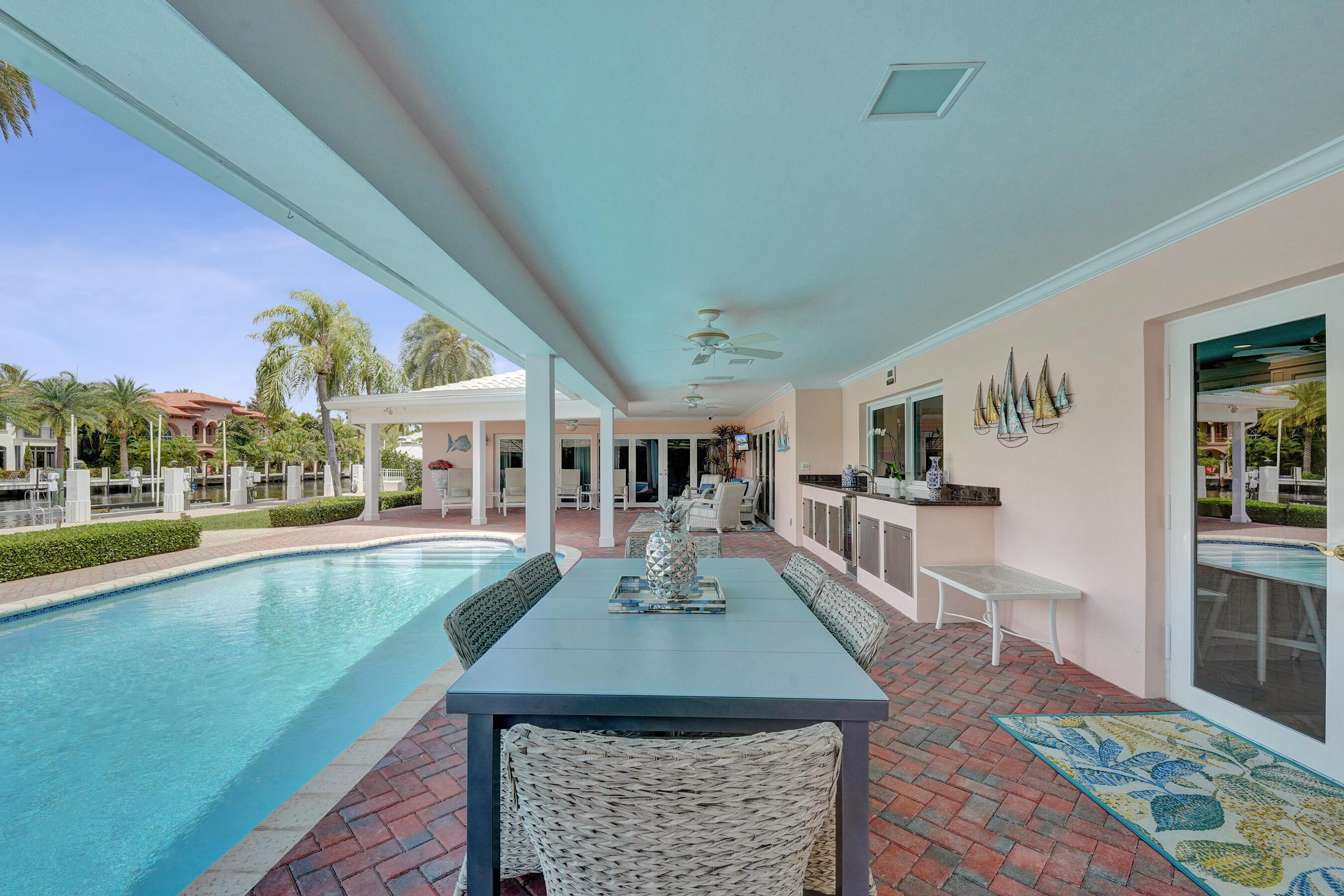163 Nurmi Fort Lauderdale, FL 33301
