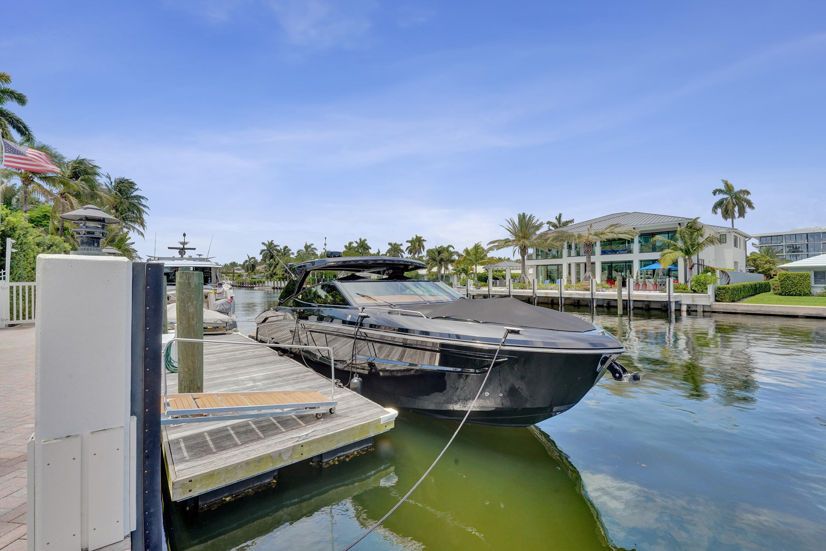 163 Nurmi Fort Lauderdale, FL 33301