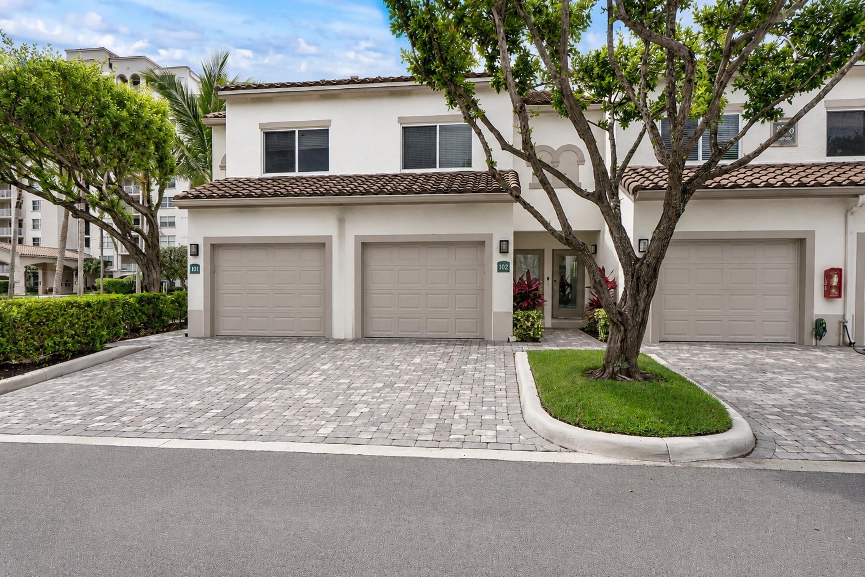 3596 S Ocean Blvd #102