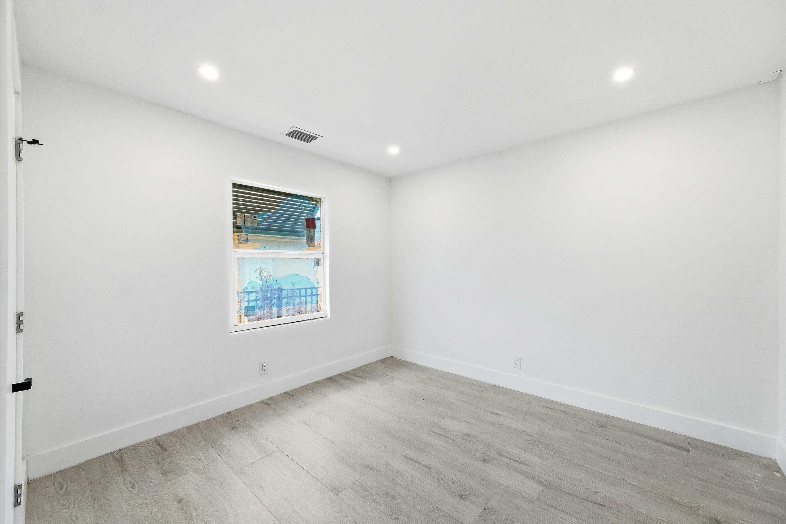 216 NE 23rd Pompano Beach, FL 33062