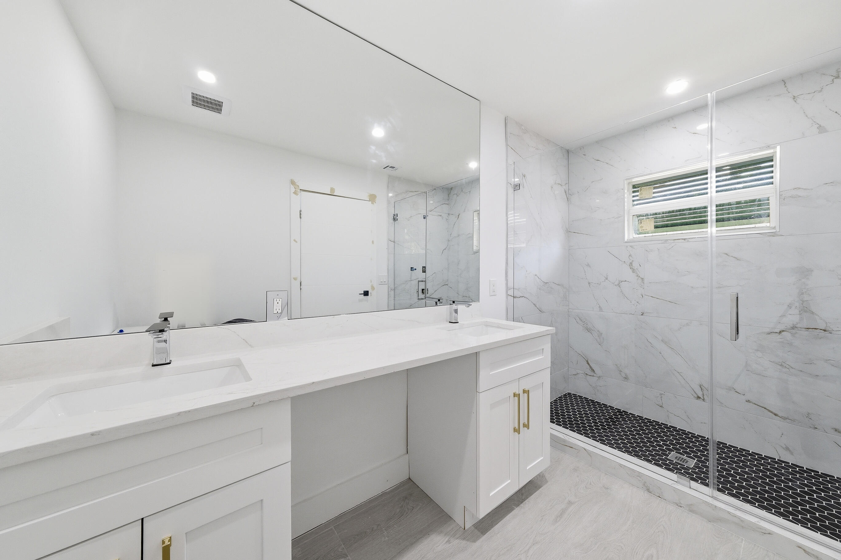 216 NE 23rd Pompano Beach, FL 33062