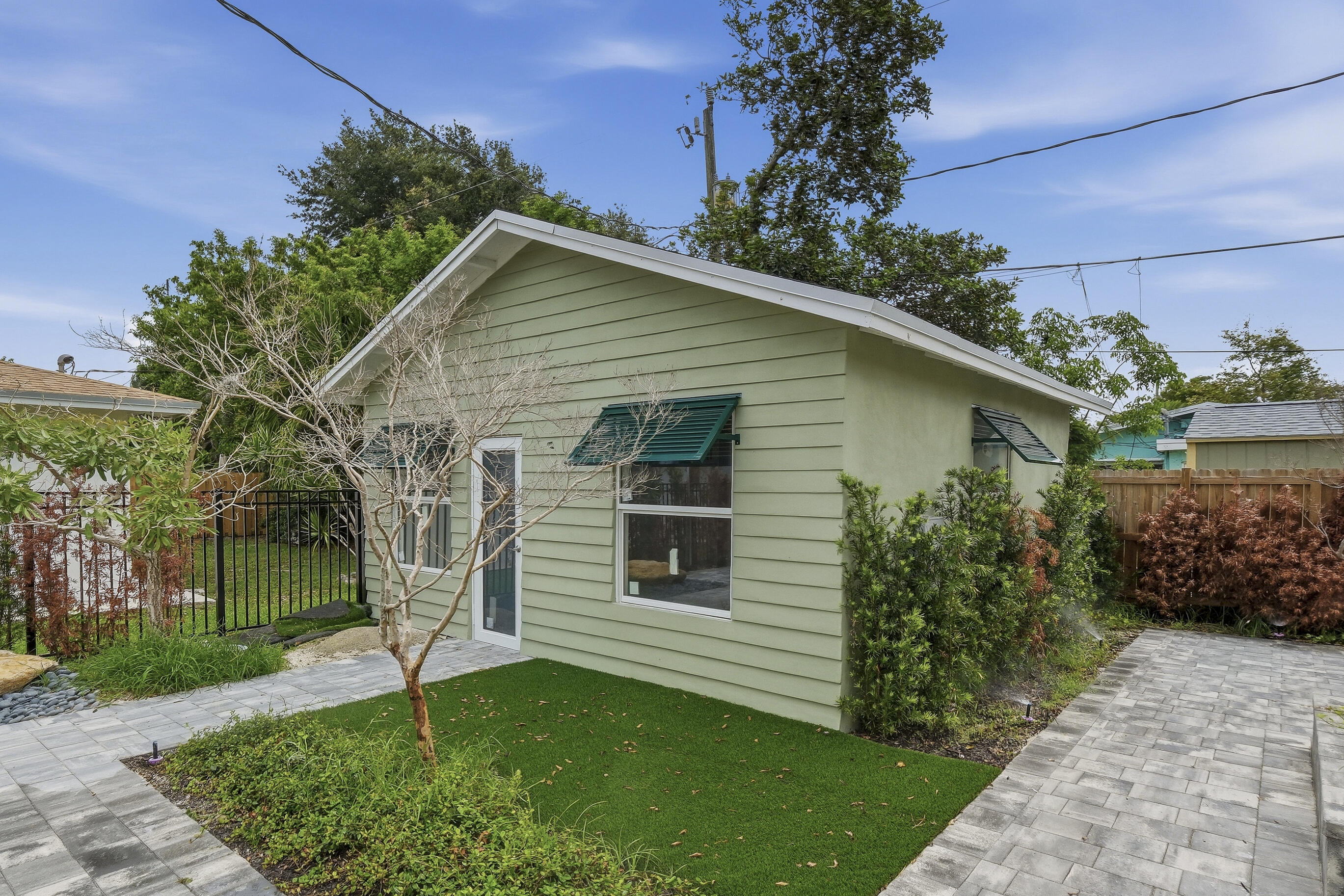 216 NE 23rd Pompano Beach, FL 33062