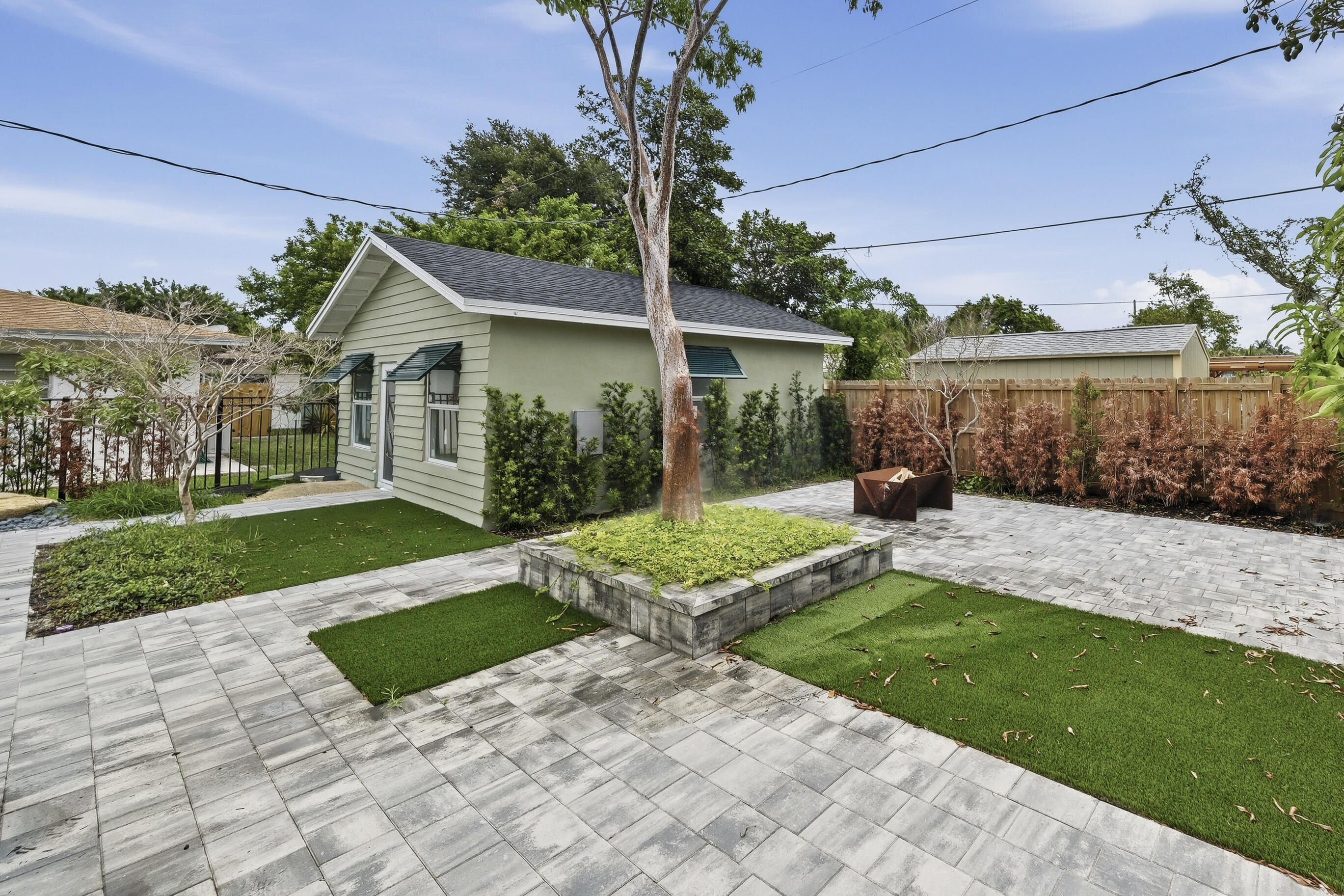 216 NE 23rd Pompano Beach, FL 33062