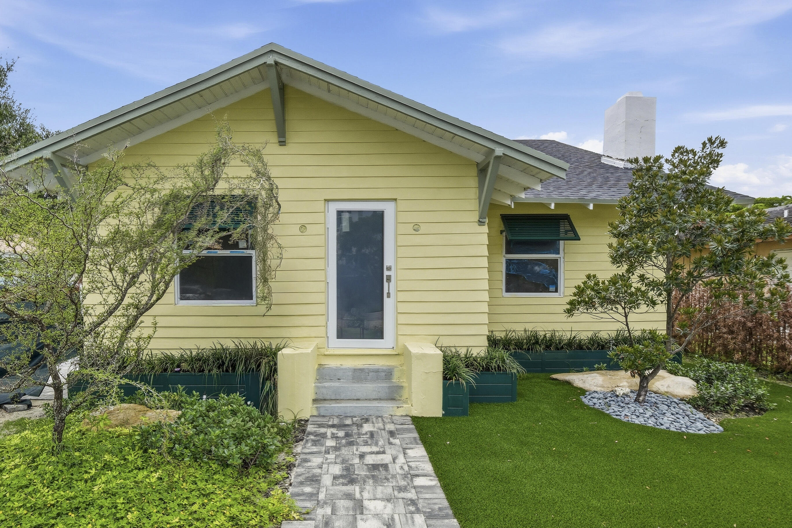 216 NE 23rd Pompano Beach, FL 33062