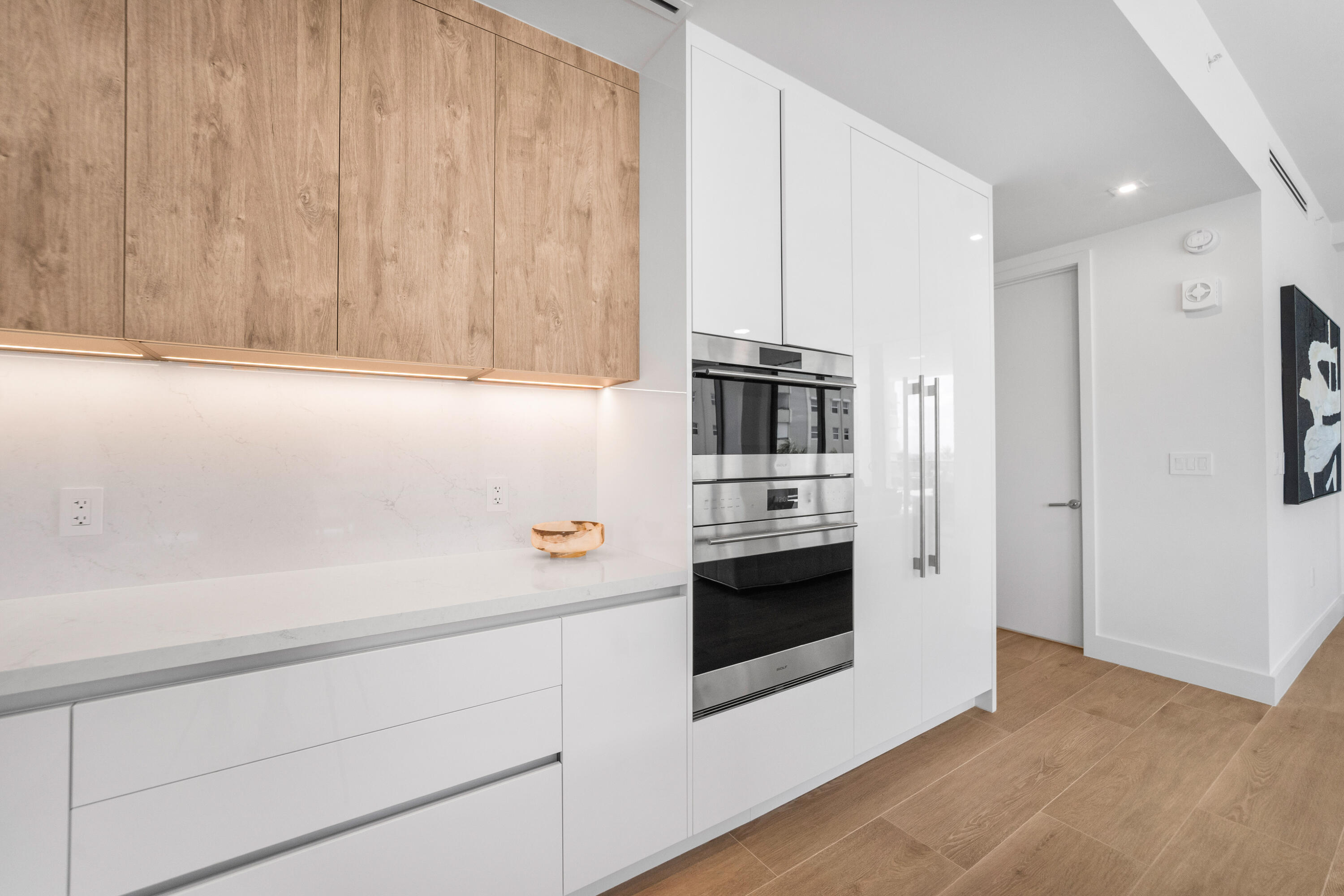 305 Briny #301 Pompano Beach, FL 33062