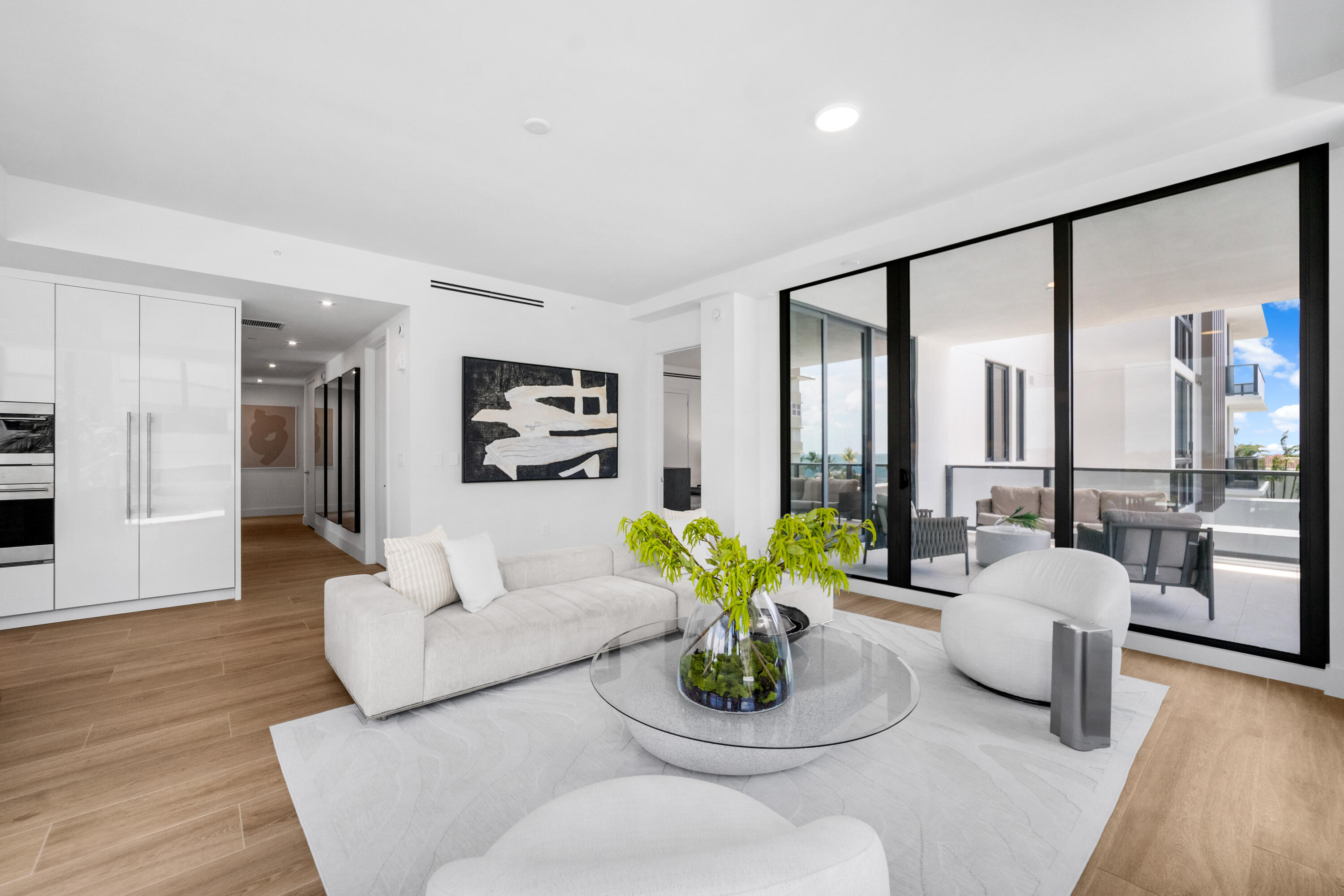 305 Briny #301 Pompano Beach, FL 33062
