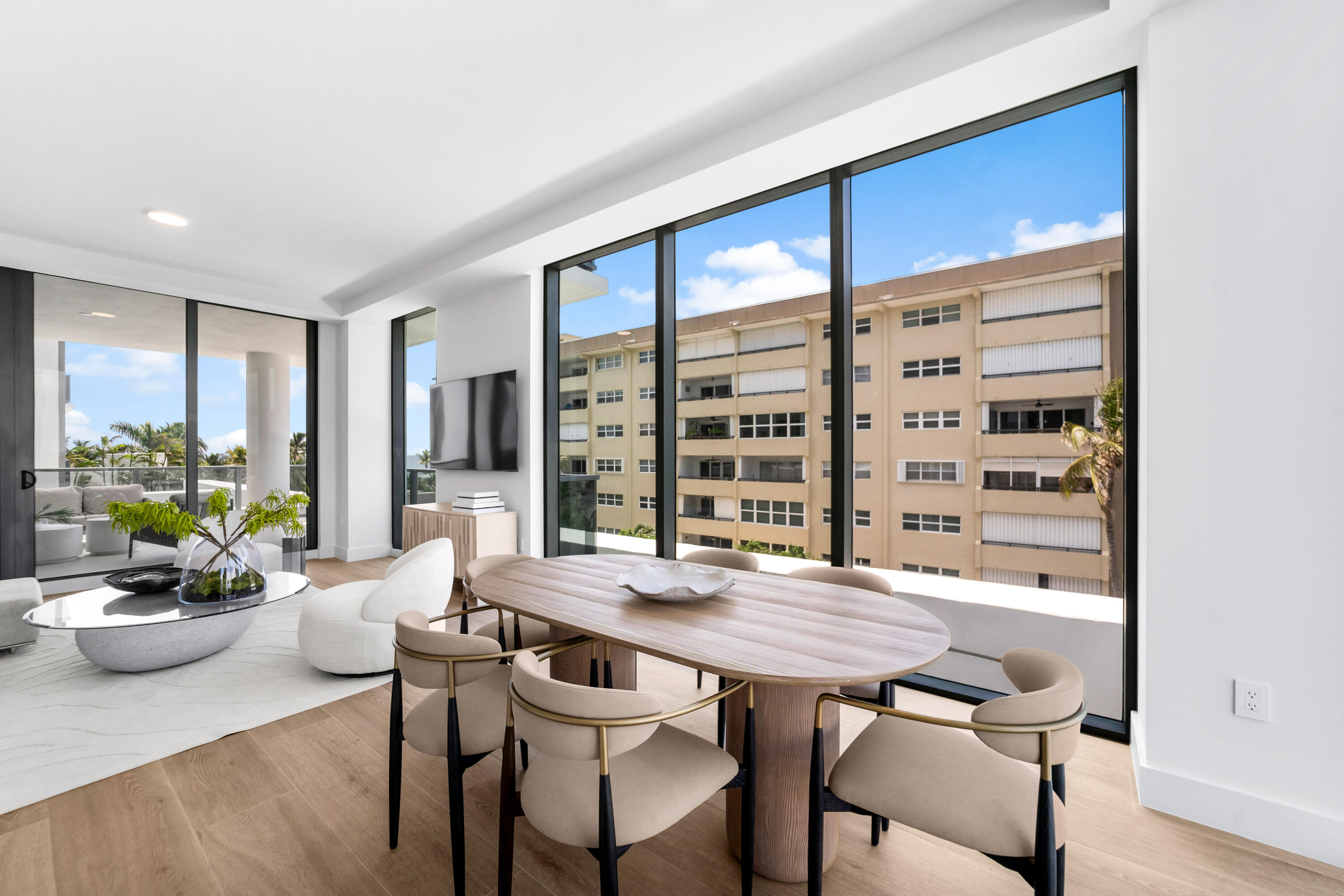 305 Briny #301 Pompano Beach, FL 33062