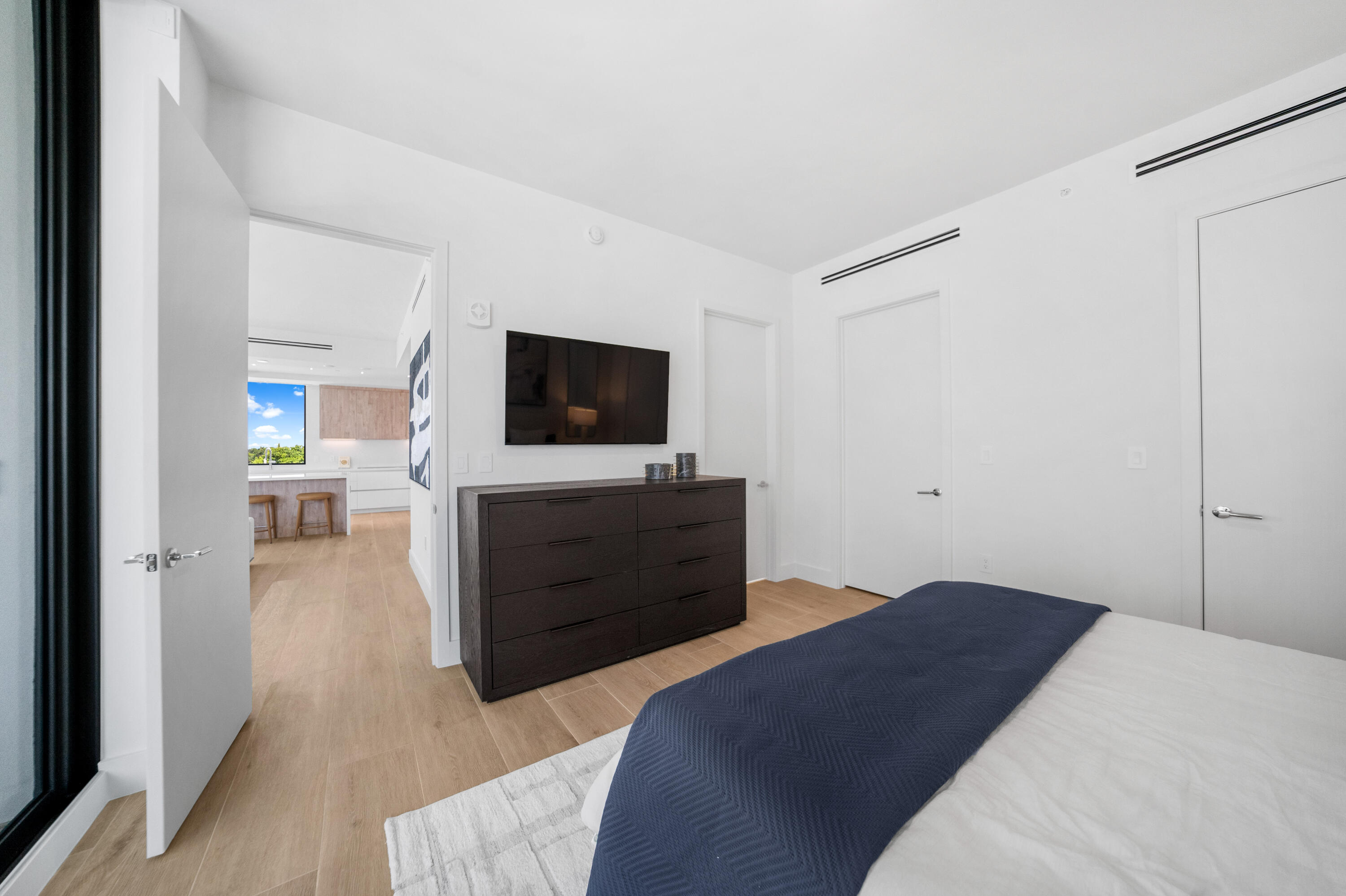 305 Briny #301 Pompano Beach, FL 33062