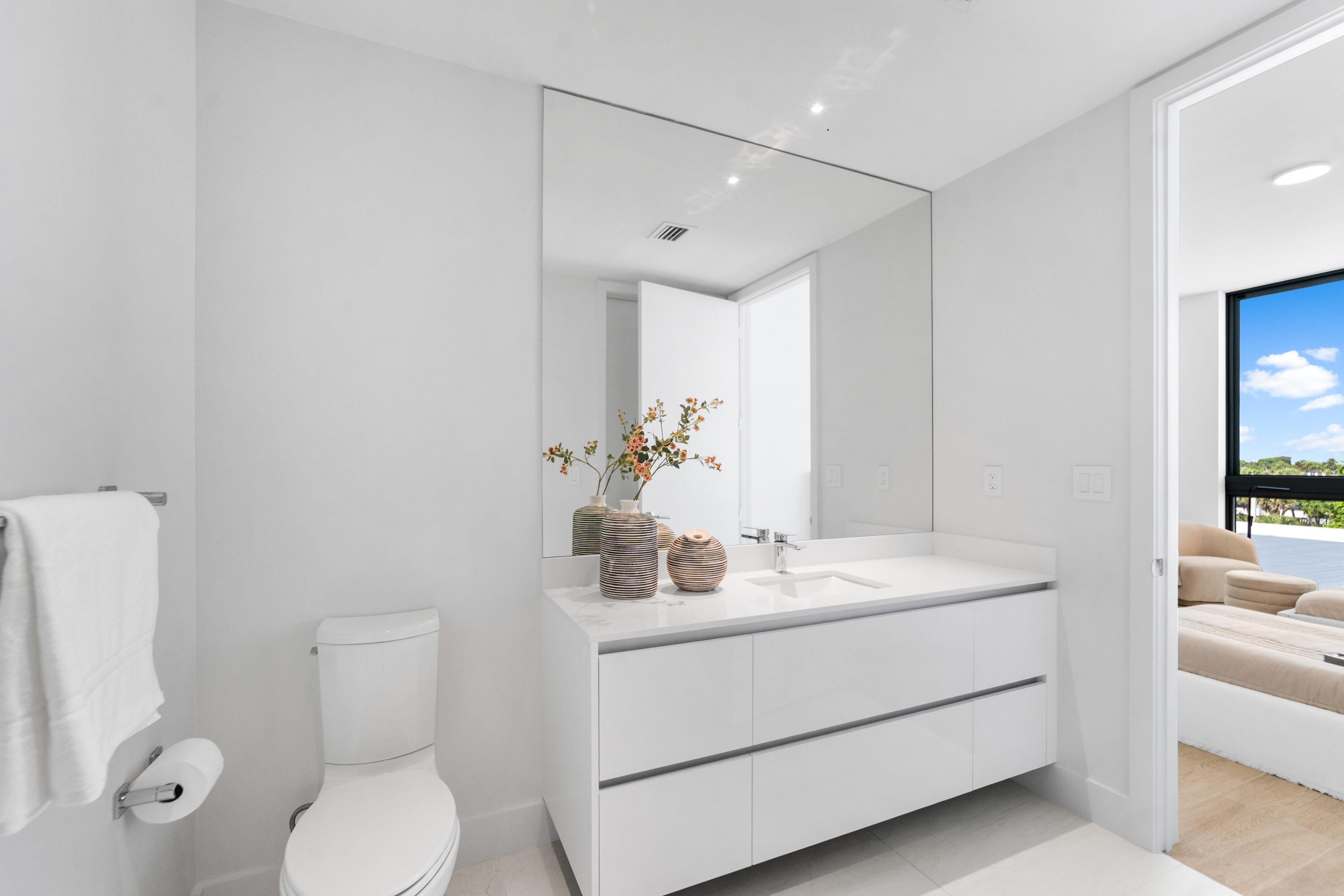 305 Briny #301 Pompano Beach, FL 33062