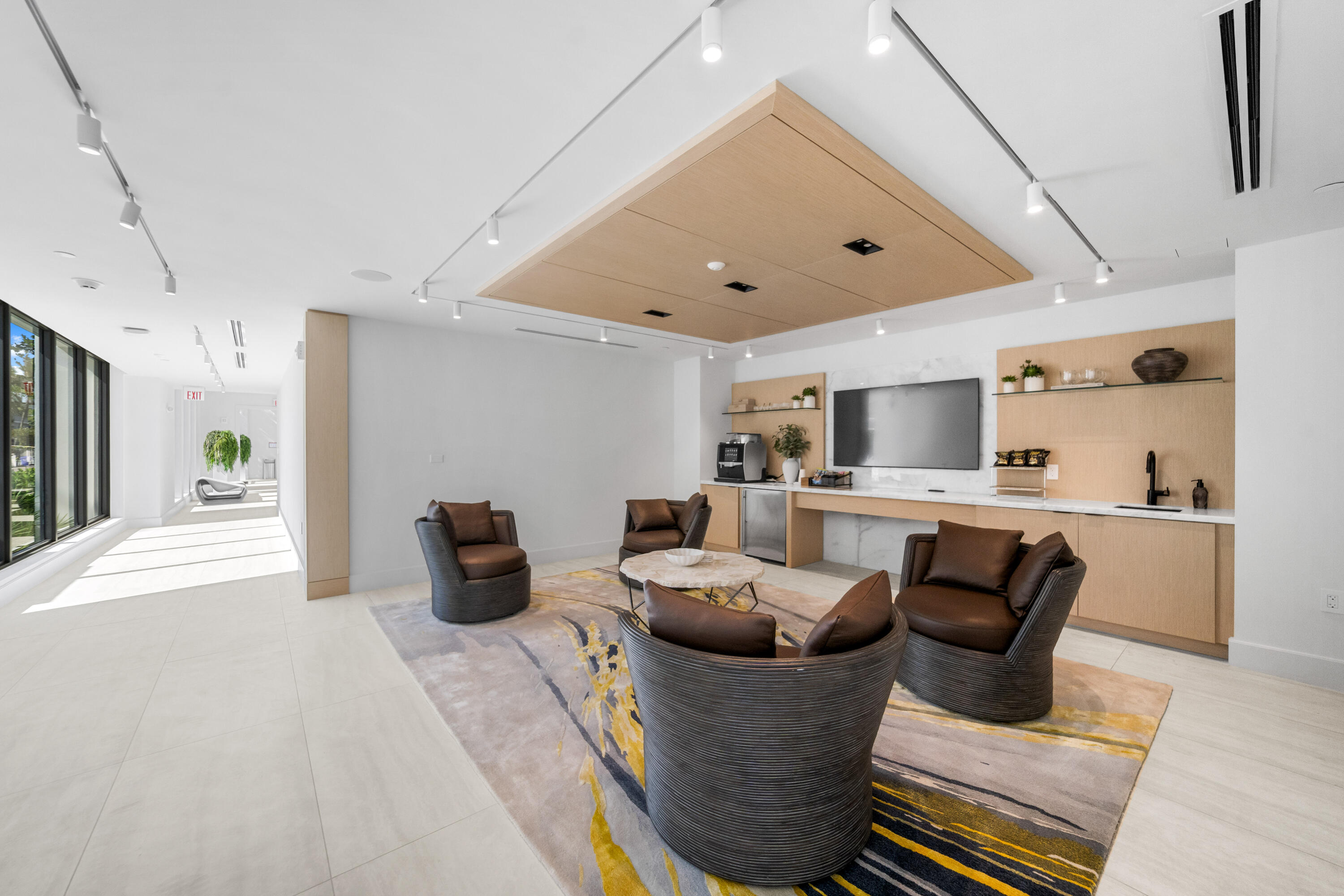 305 Briny #301 Pompano Beach, FL 33062