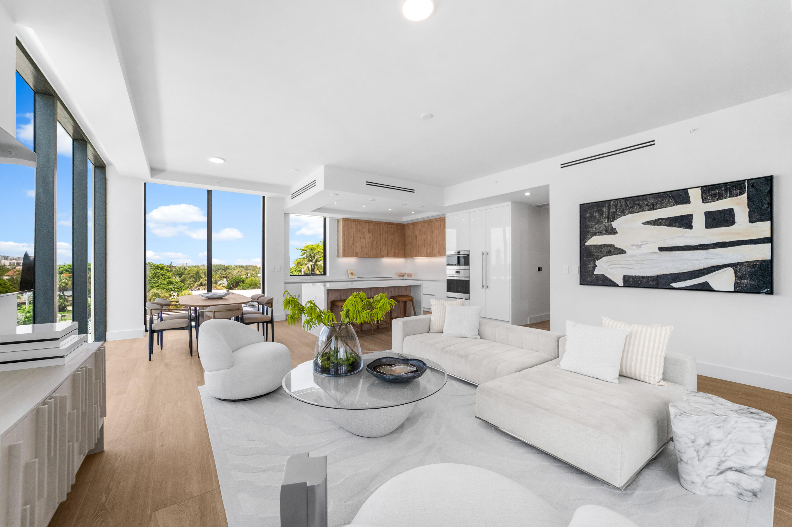 305 Briny #301 Pompano Beach, FL 33062