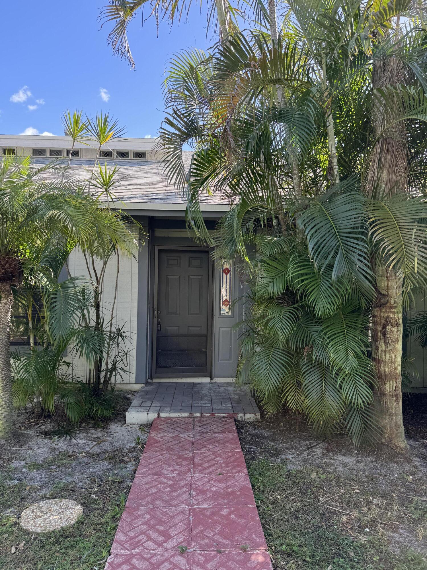 429 N Cypress #C