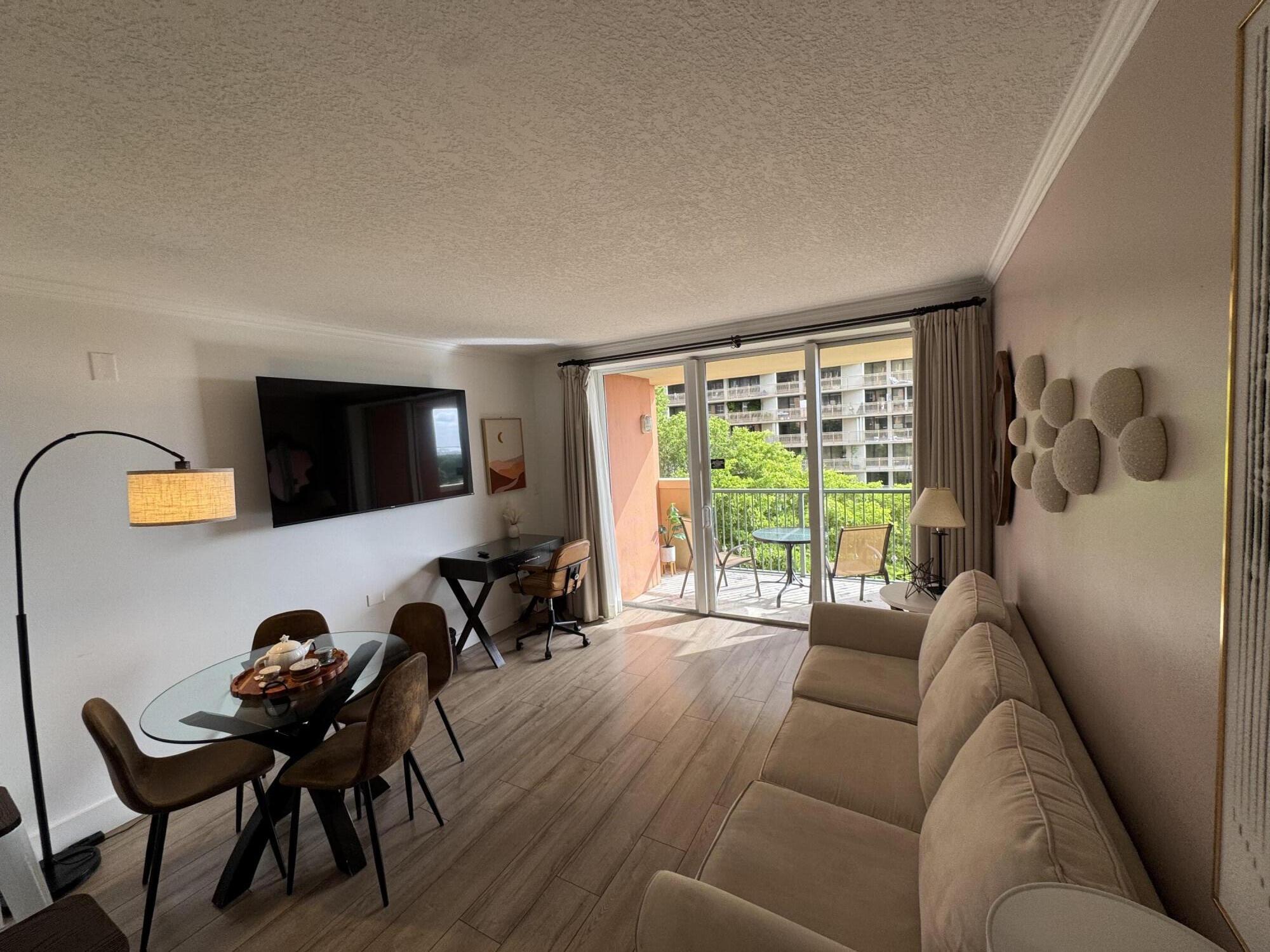 2951 S Bayshore #805 Miami, FL 33133