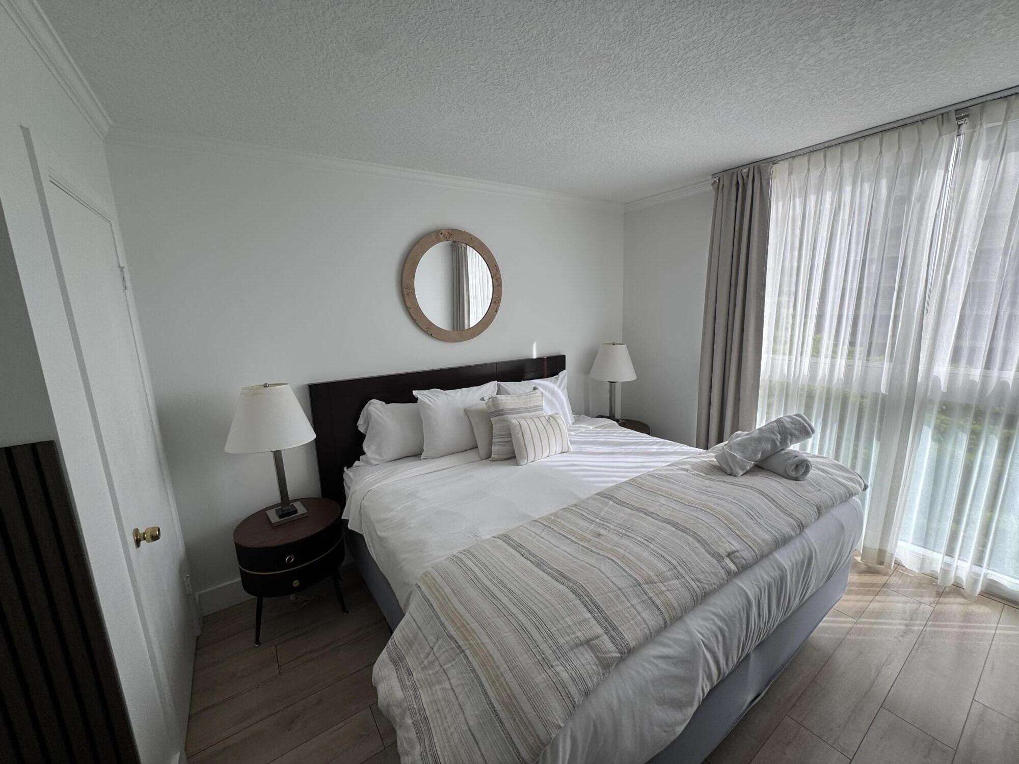 2951 S Bayshore #805 Miami, FL 33133