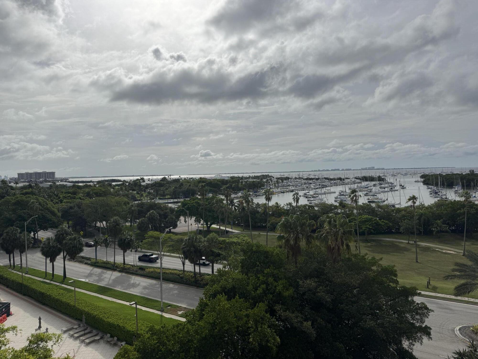 2951 S Bayshore #805 Miami, FL 33133