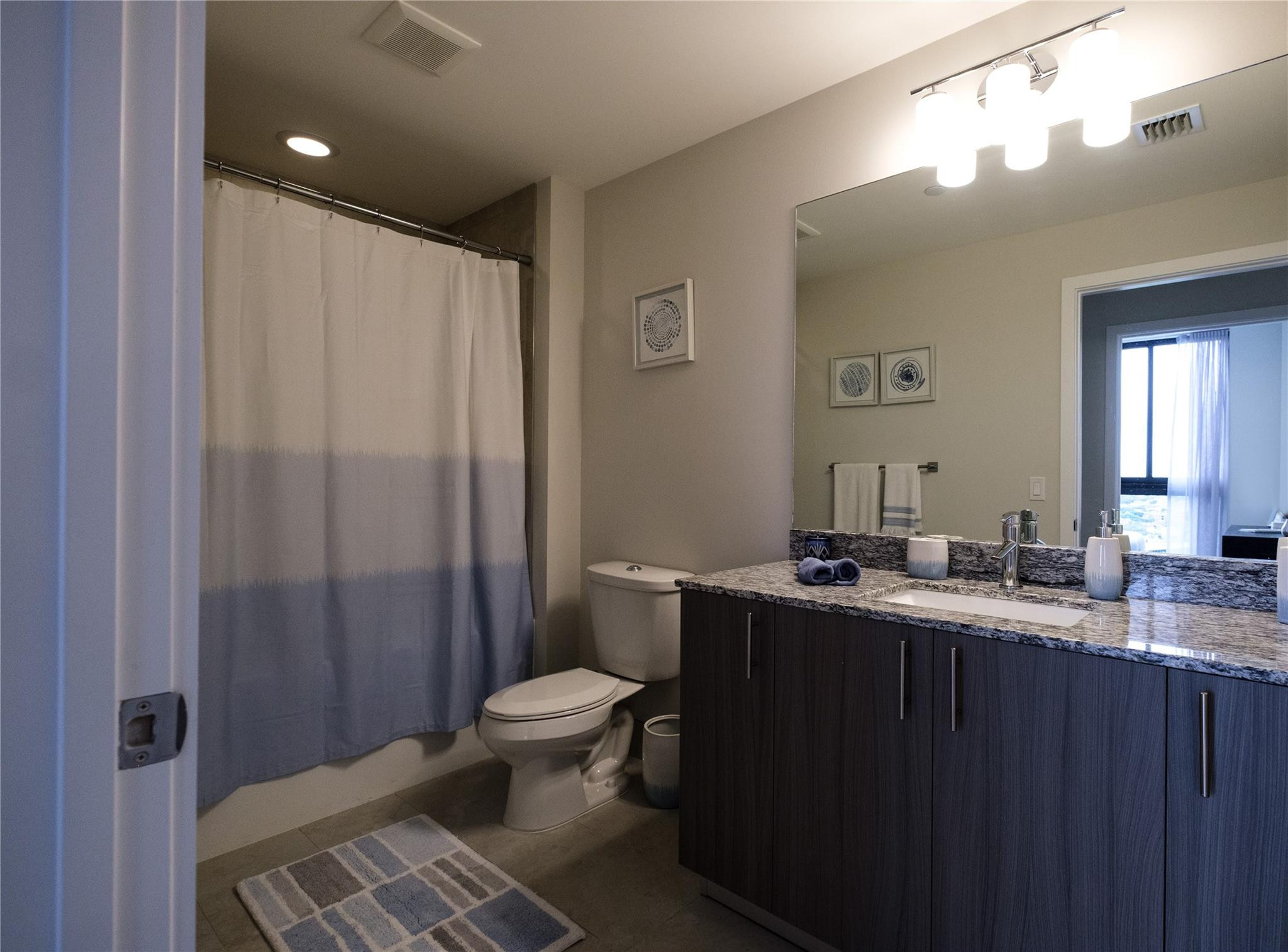 5350 NW 84th #1413 Doral, FL 33166