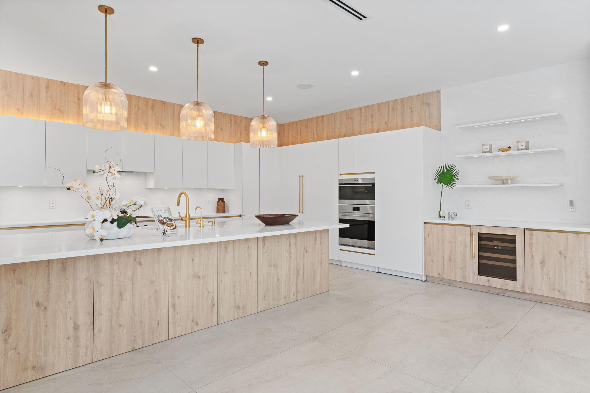 2506 NE 14th Fort Lauderdale, FL 33304
